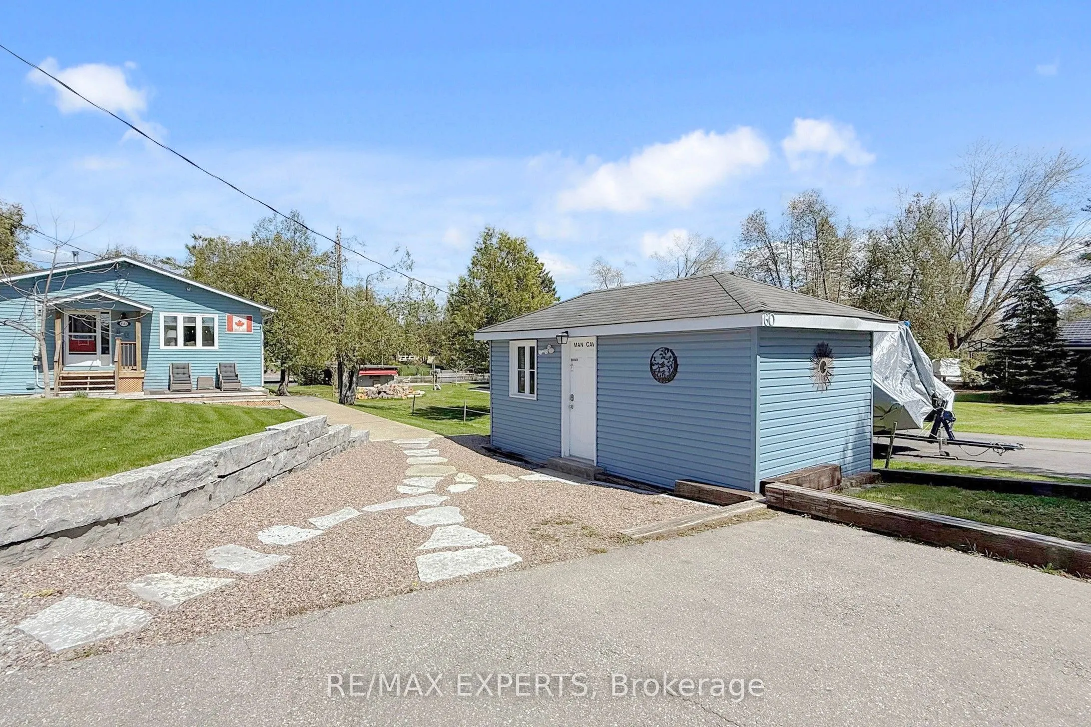 60 River Drive