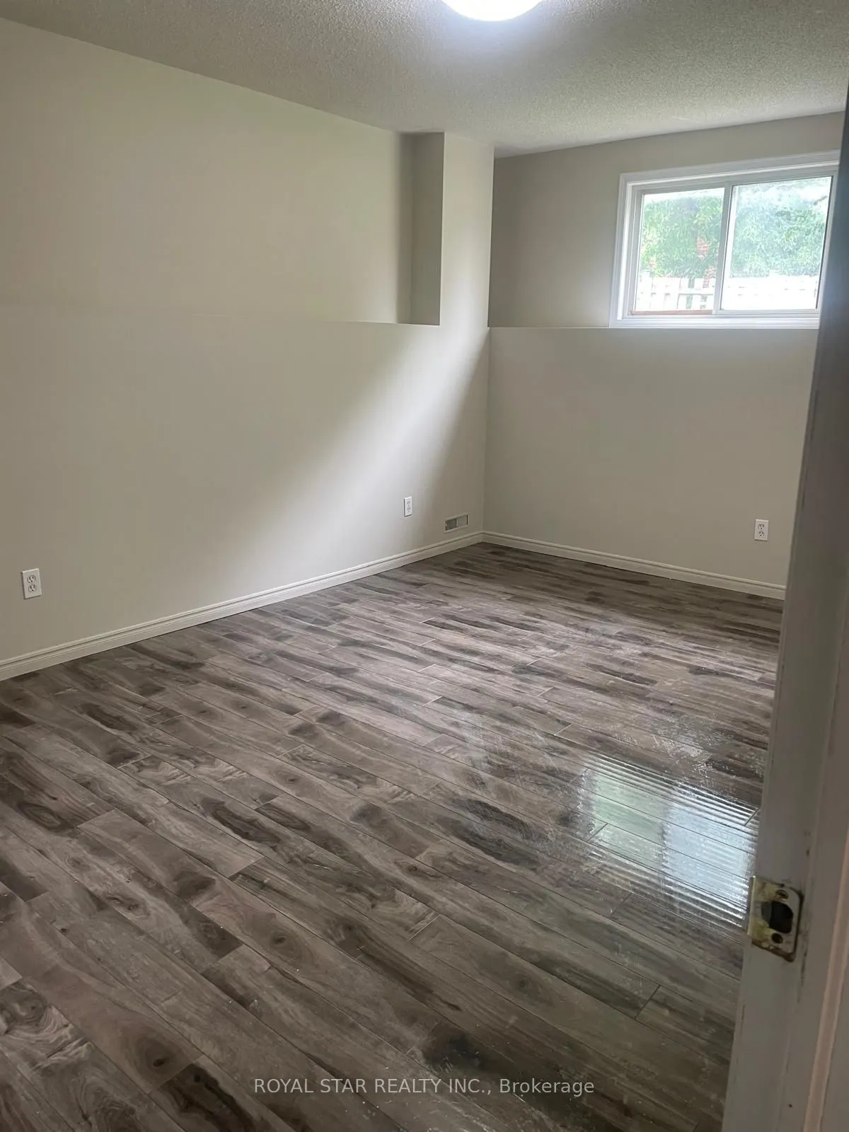 246 Thurman Circle