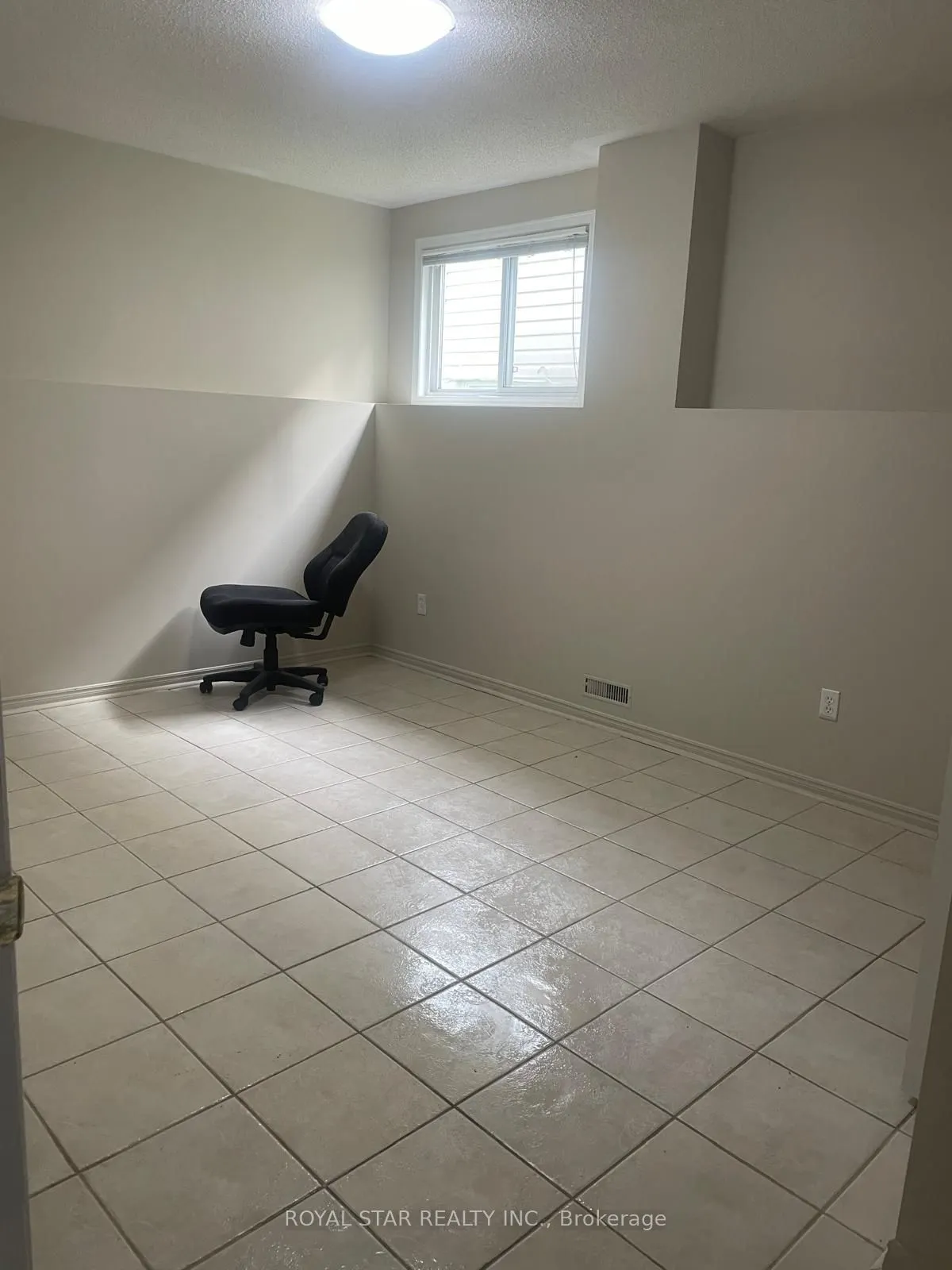 246 Thurman Circle