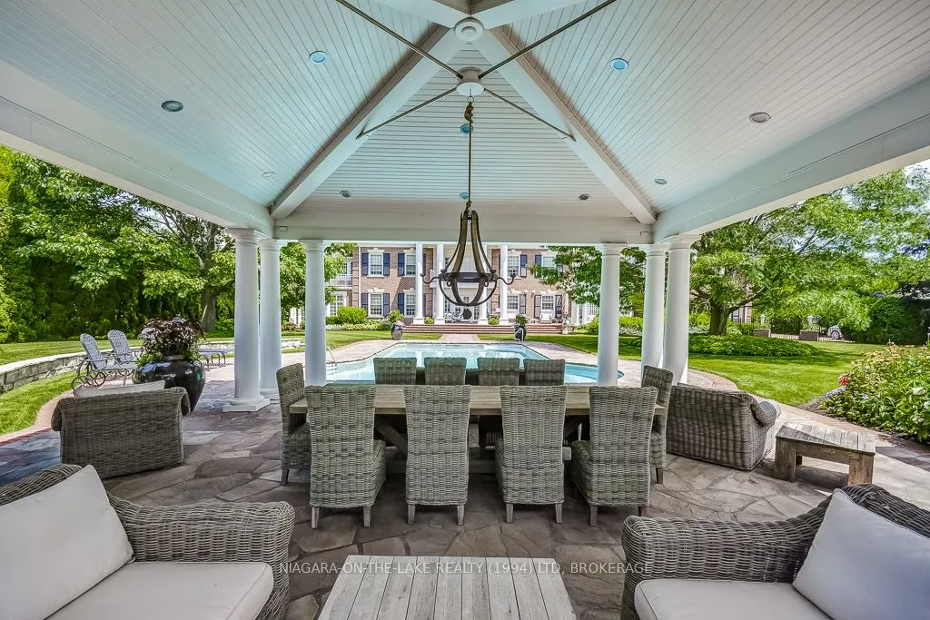 14842 NIAGARA RIVER Parkway