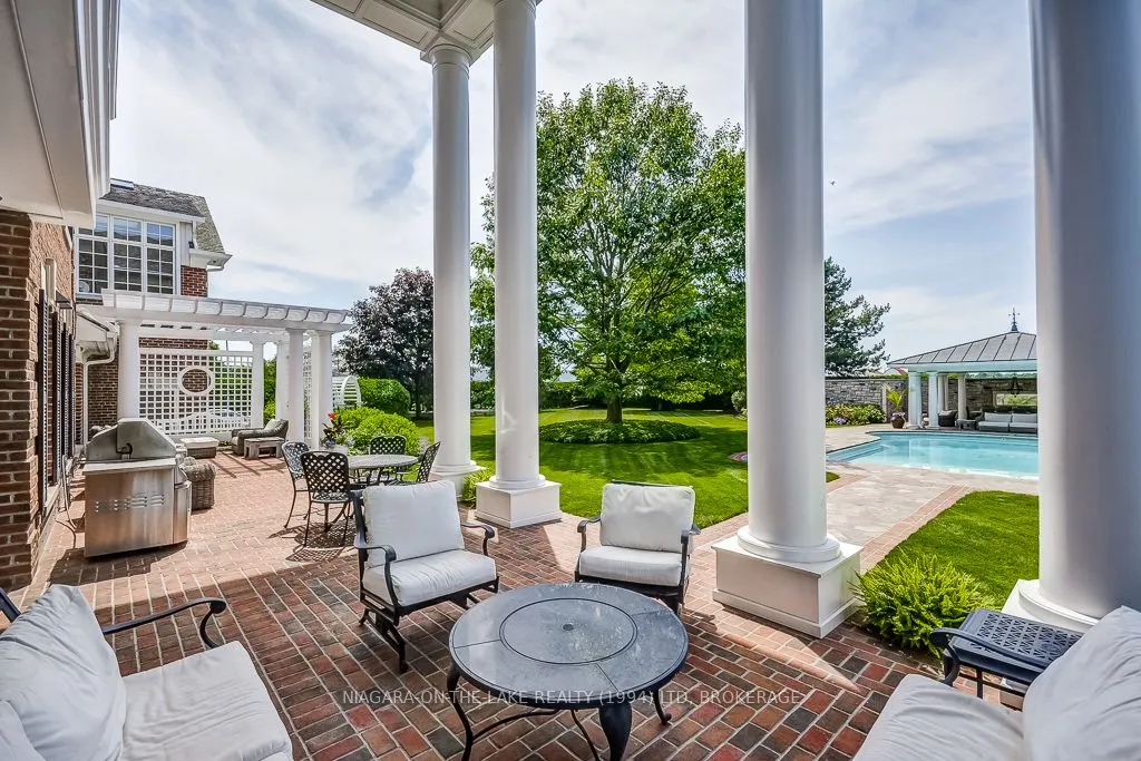 14842 NIAGARA RIVER Parkway