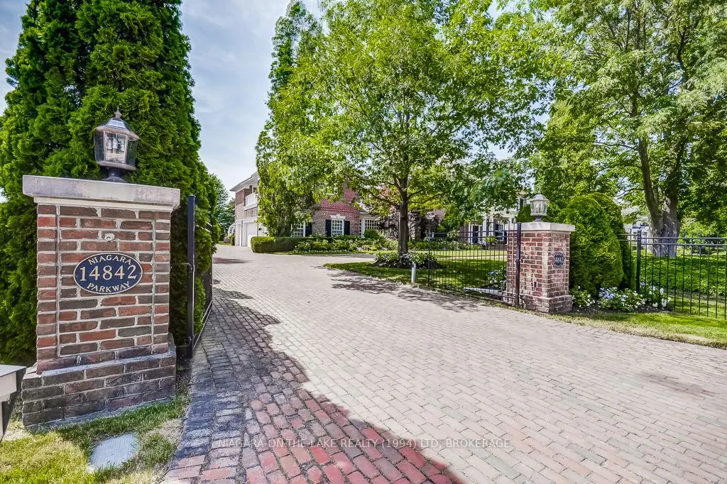 14842 NIAGARA RIVER Parkway