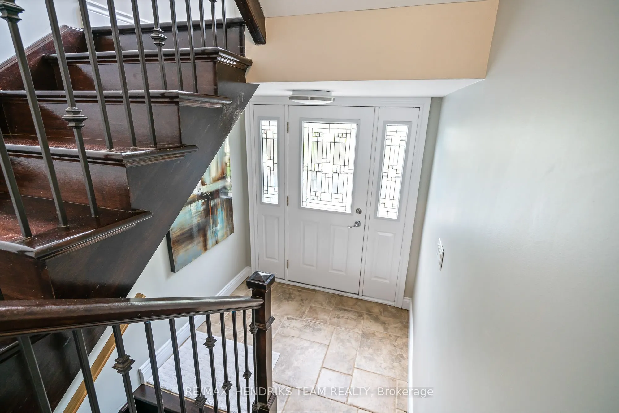 4 FRONT Street S, #MAIN HOUSE