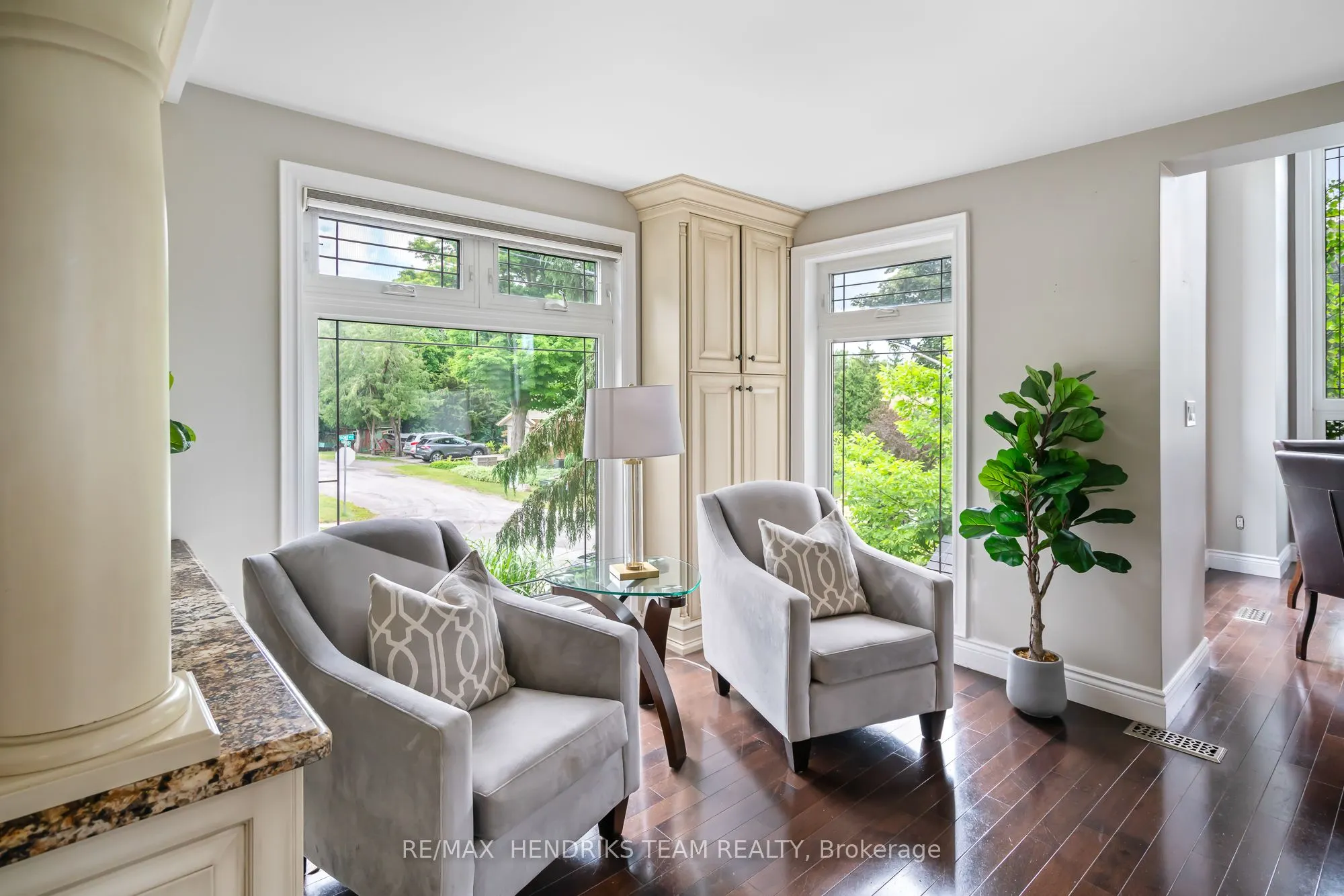 4 FRONT Street S, #MAIN HOUSE