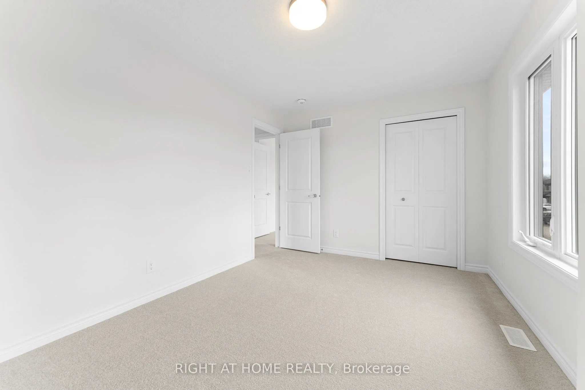 118 Lumen Place