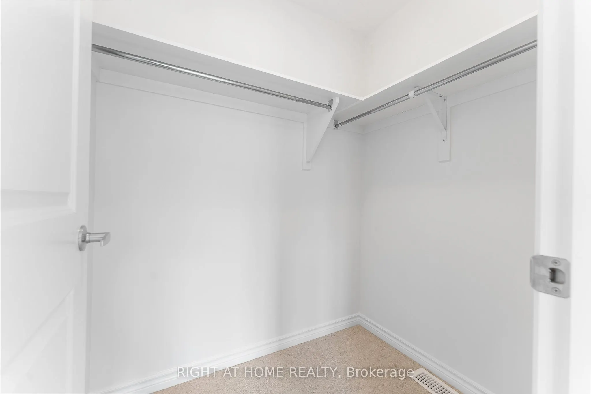 118 Lumen Place