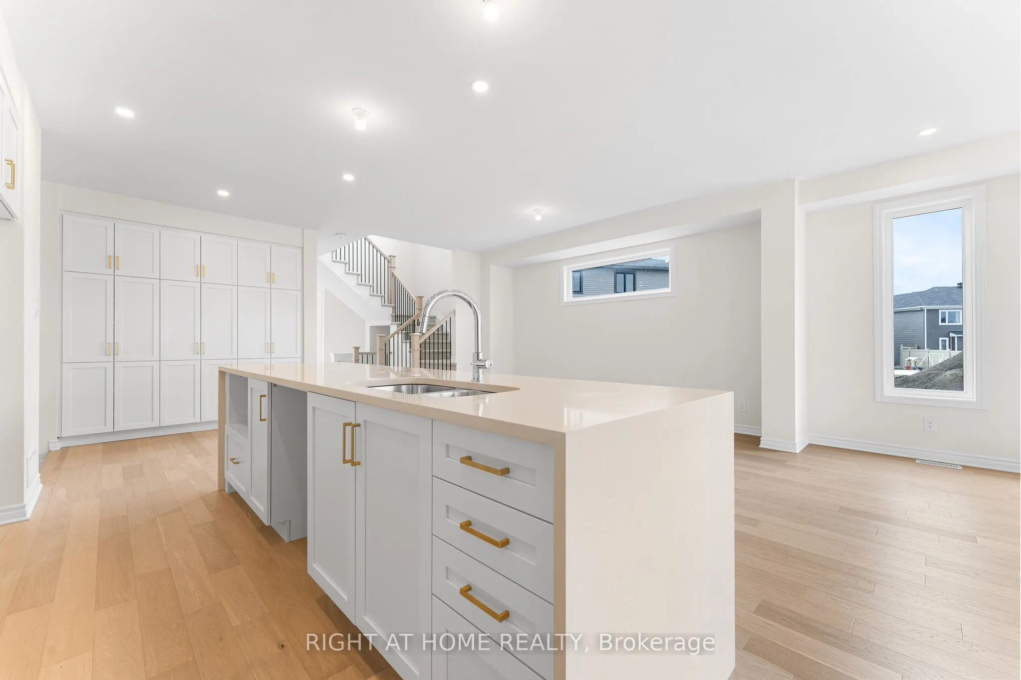 118 Lumen Place