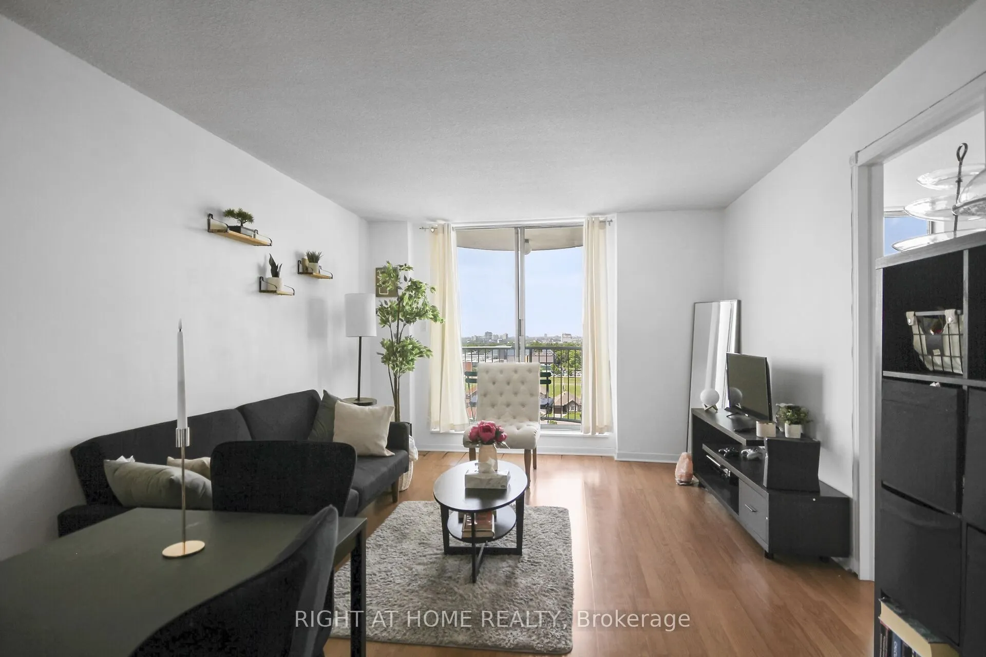 1440 Heron Road, #1104