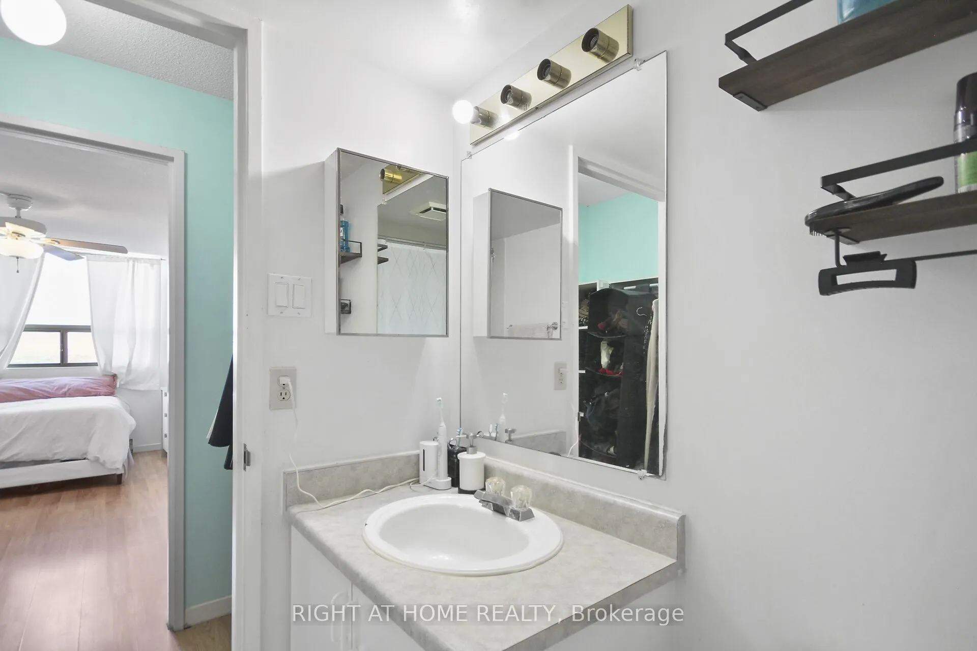 1440 Heron Road, #1104
