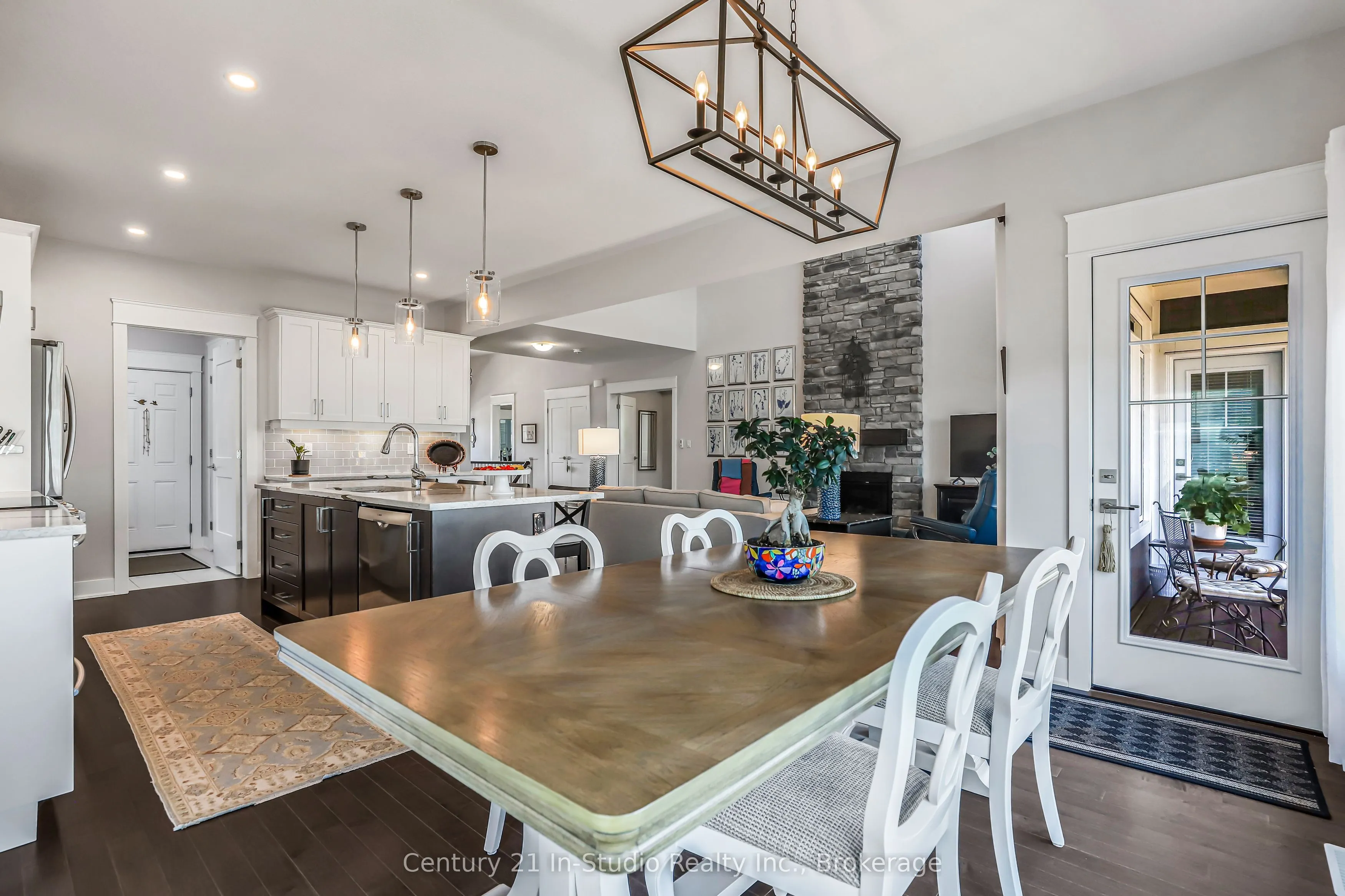 209 Snowberry Lane