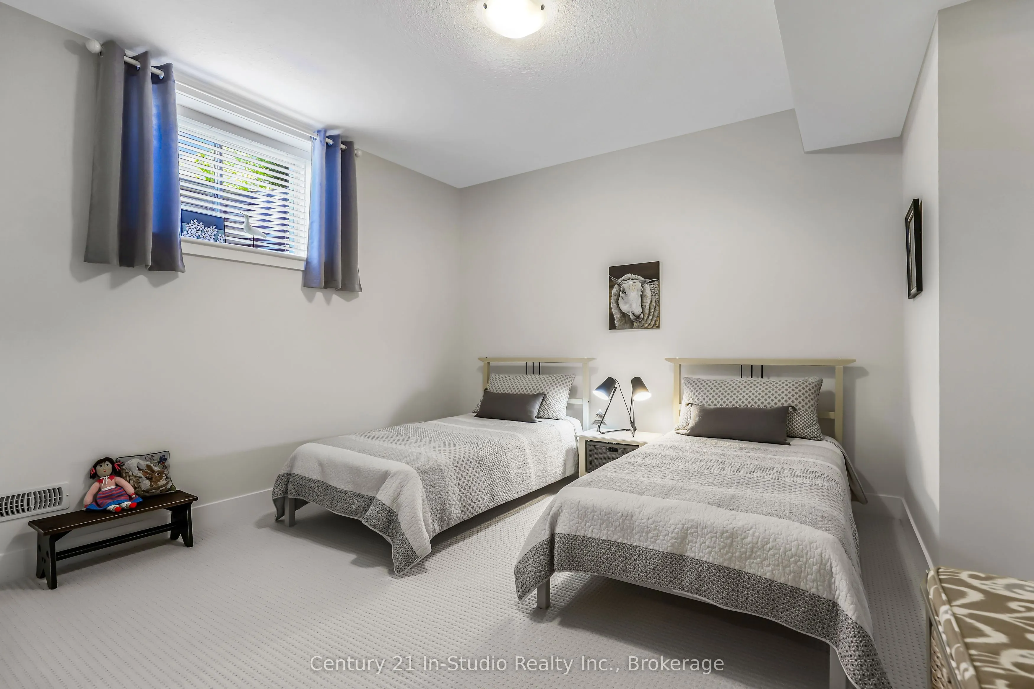 209 Snowberry Lane