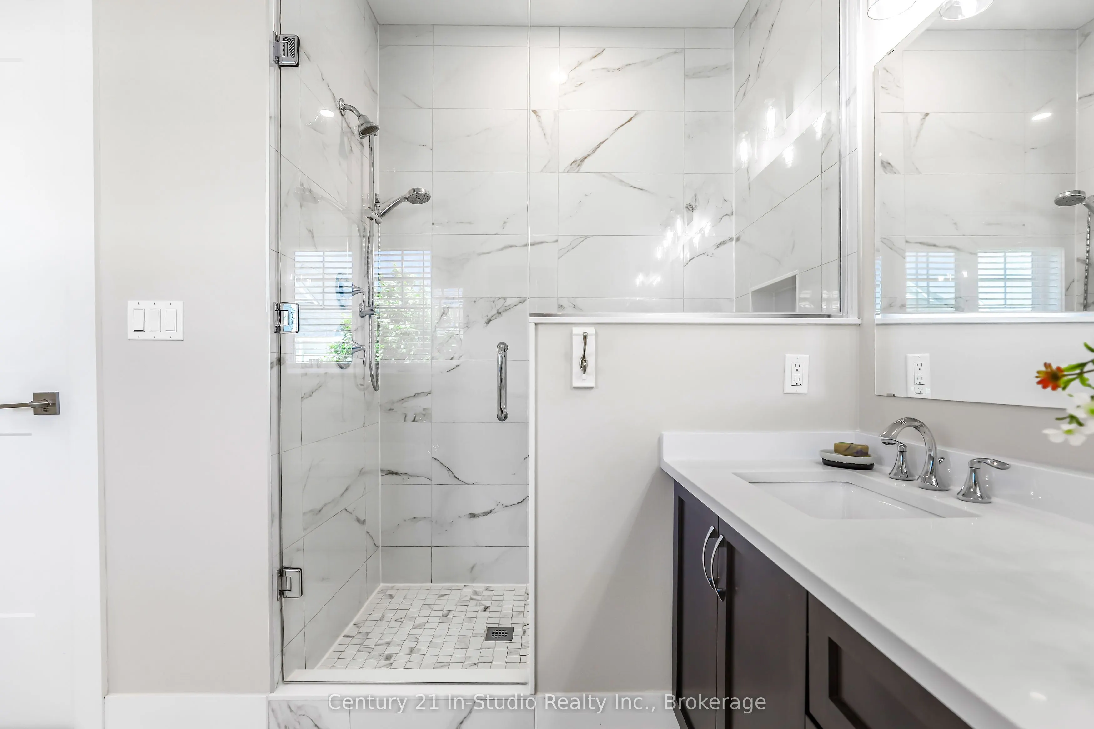 209 Snowberry Lane