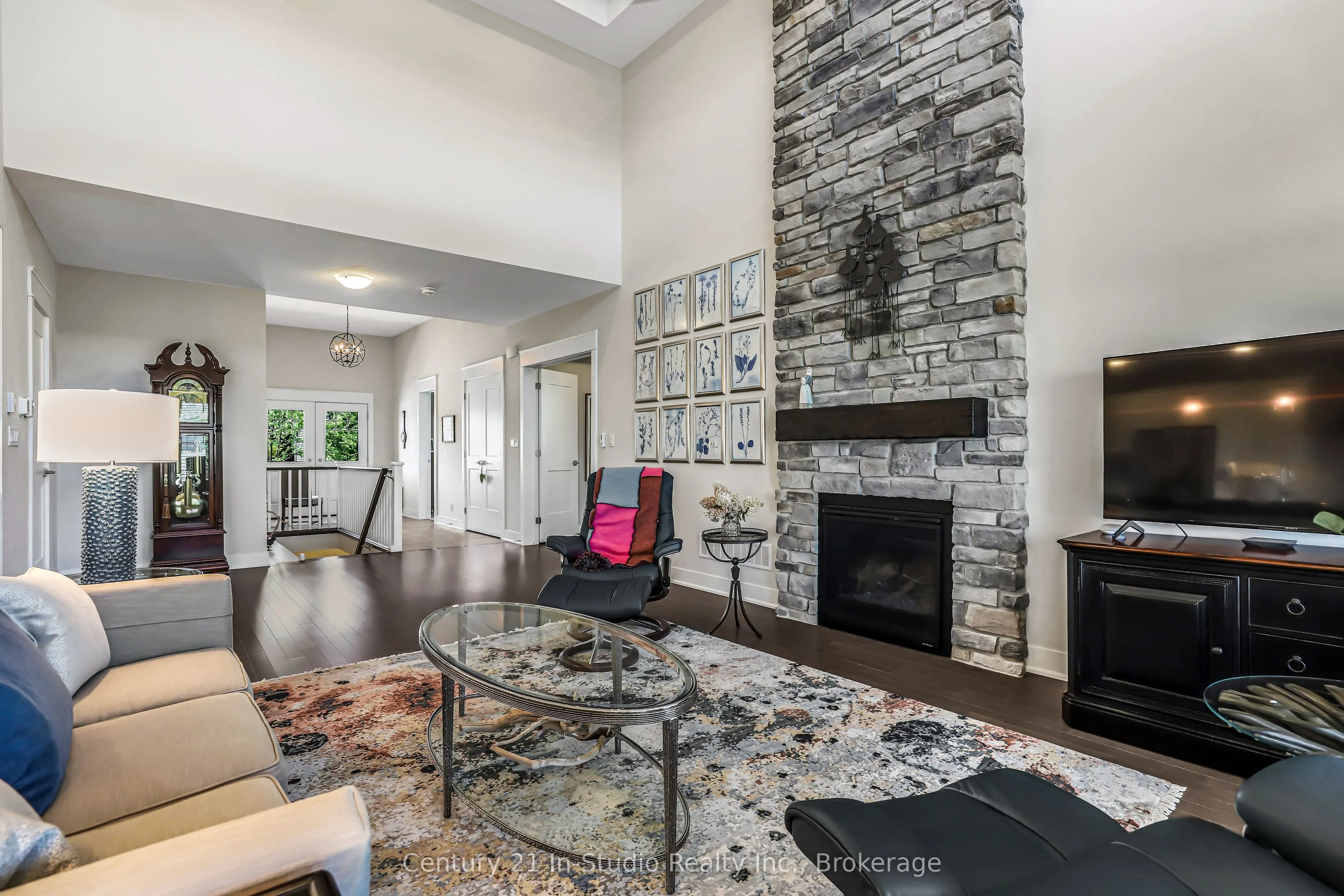 209 Snowberry Lane