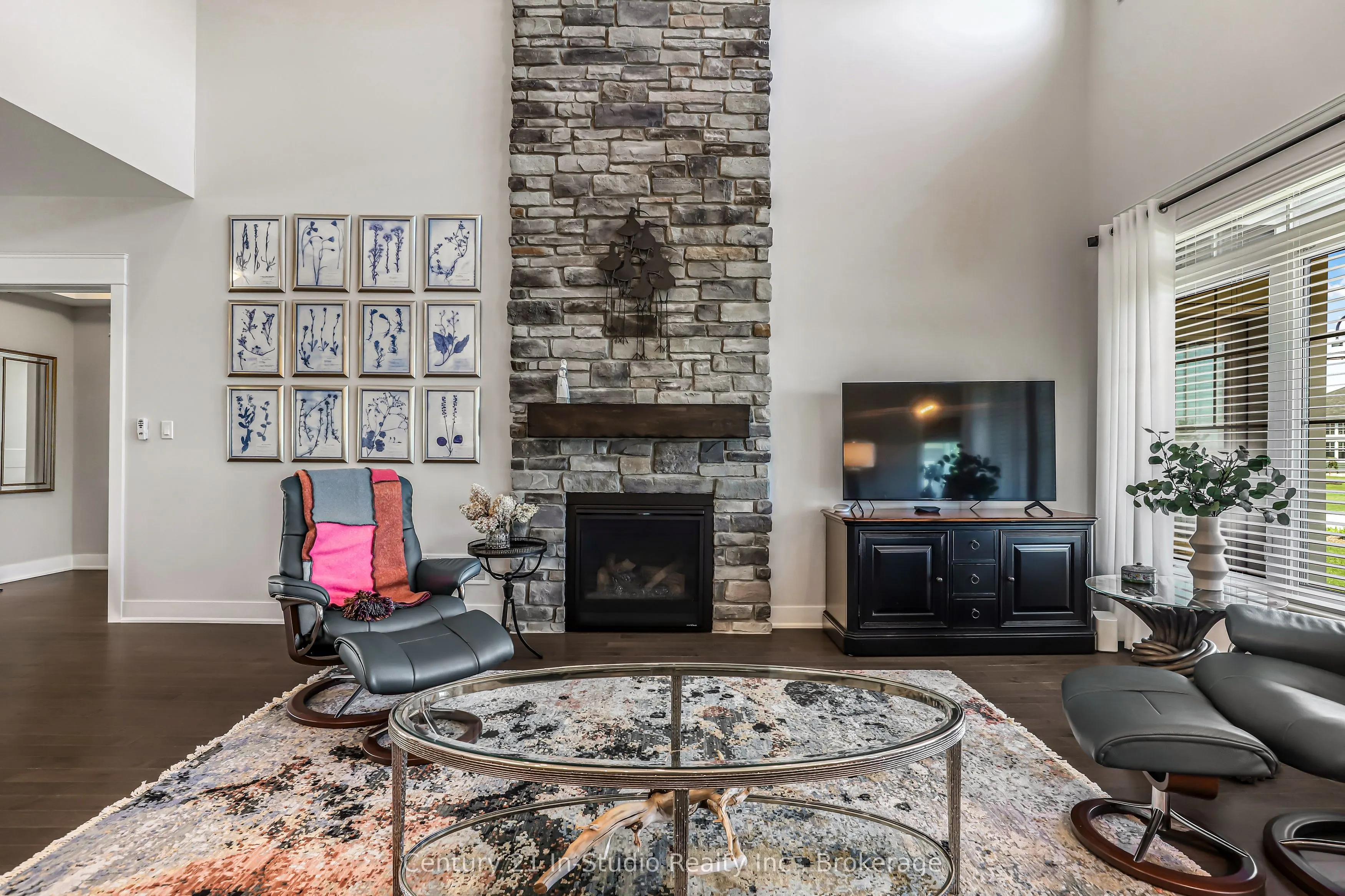 209 Snowberry Lane