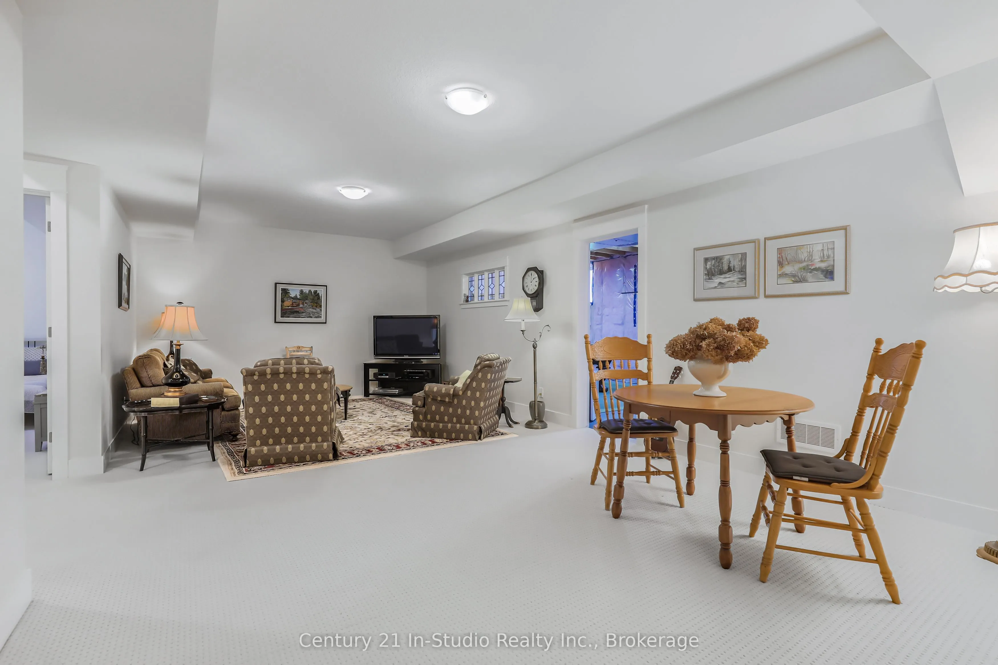 209 Snowberry Lane