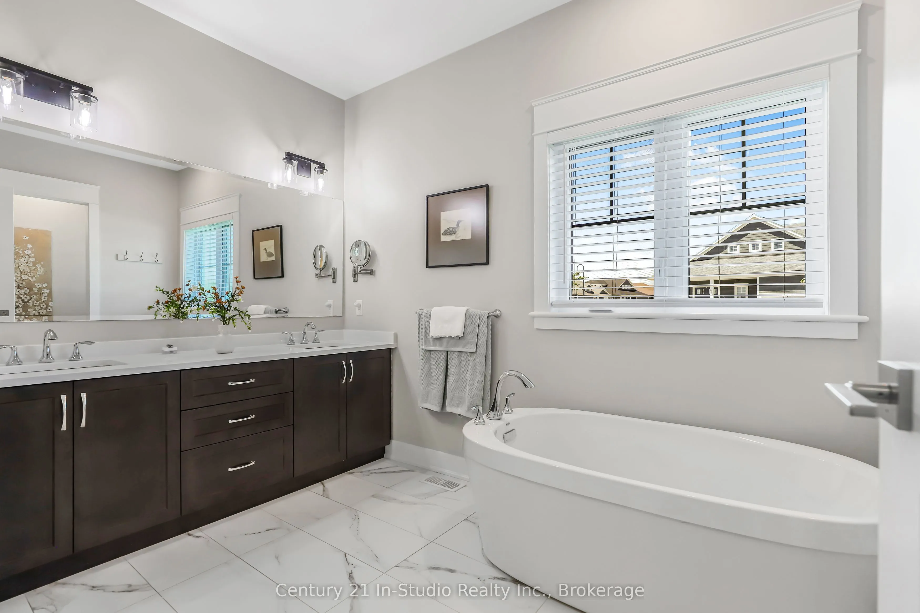 209 Snowberry Lane