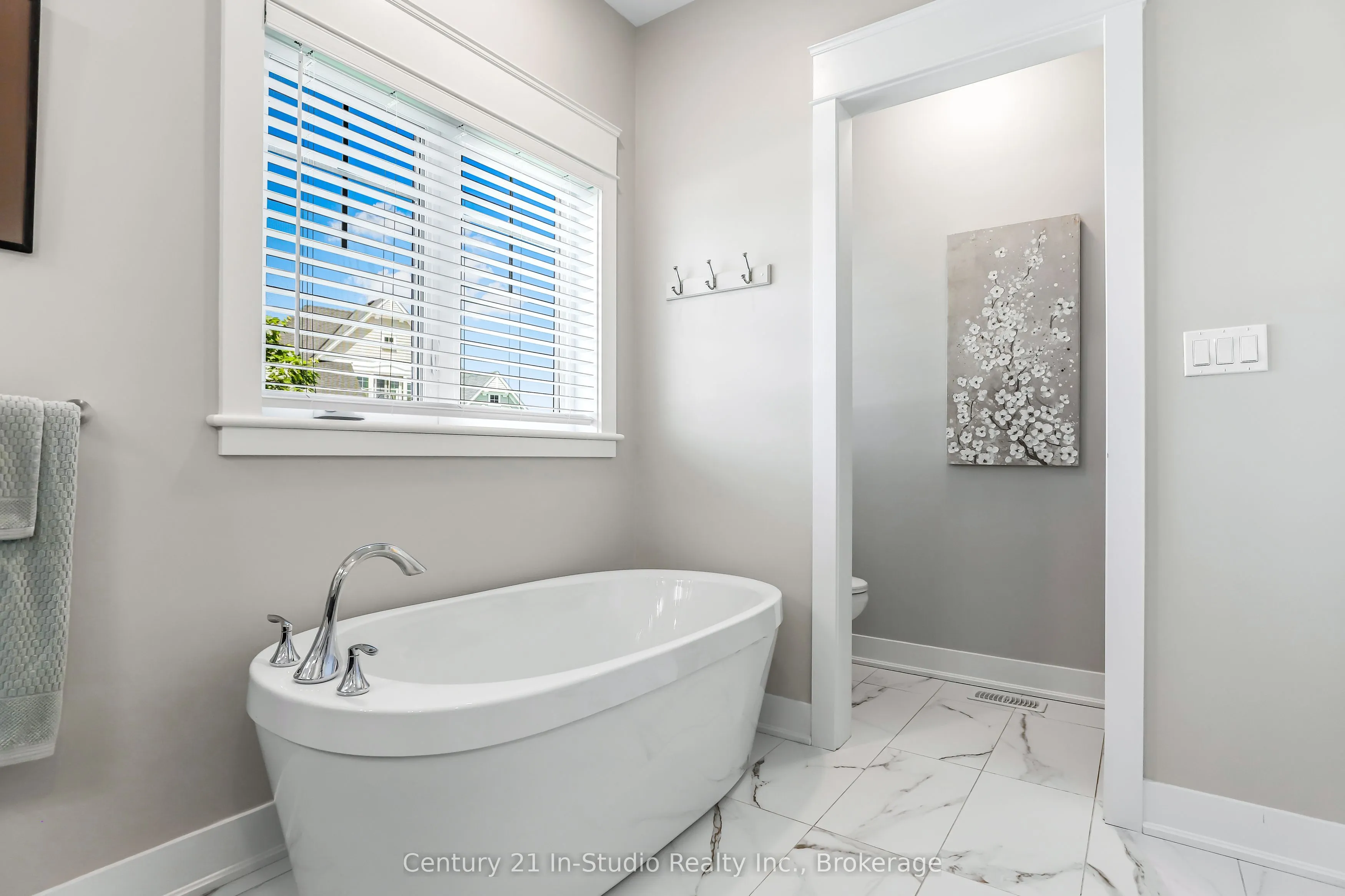 209 Snowberry Lane