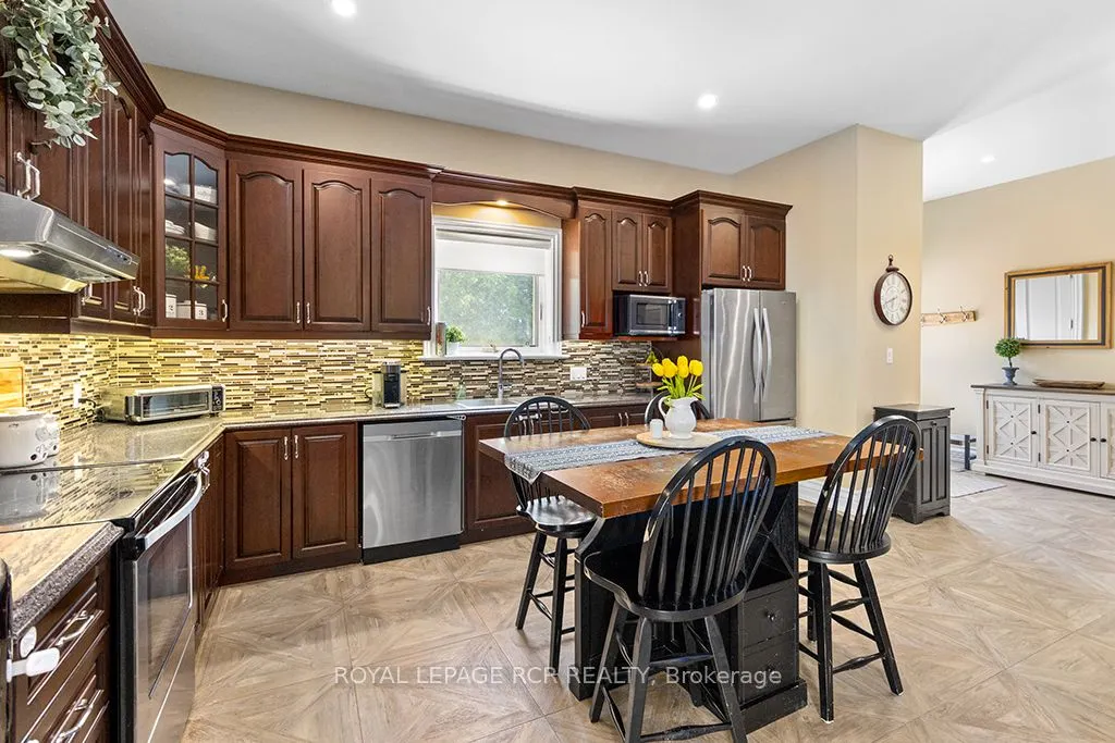 5680 Wellington Road 23