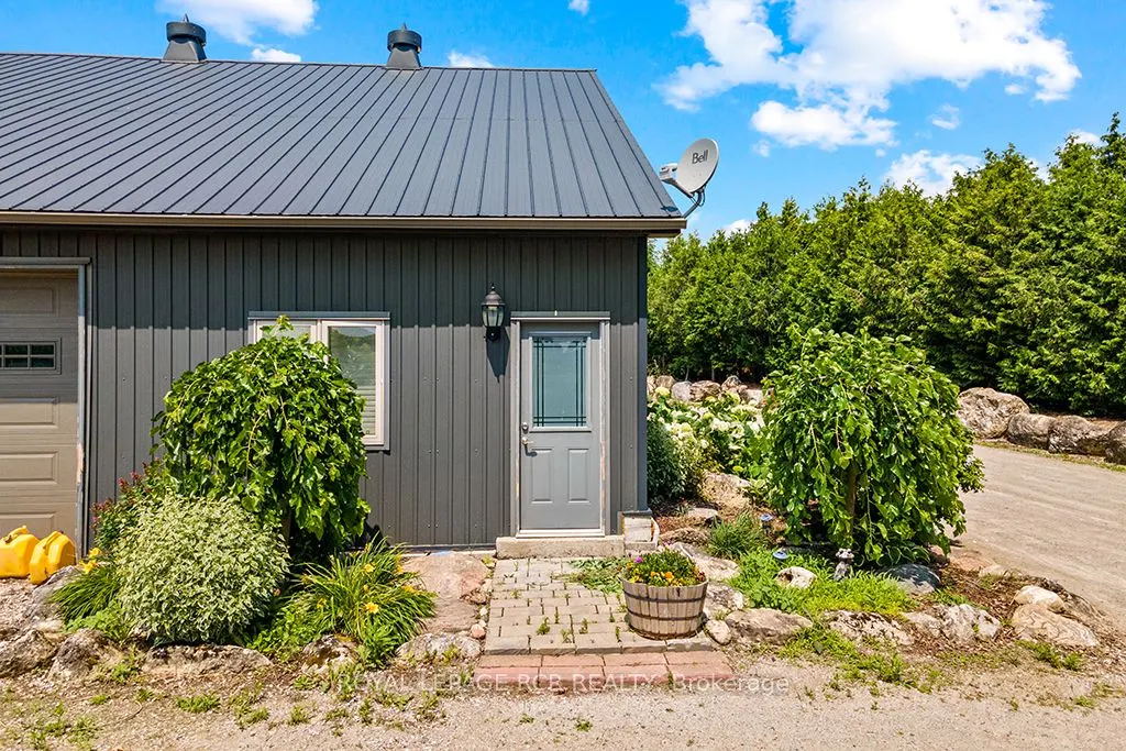 5680 Wellington Road 23