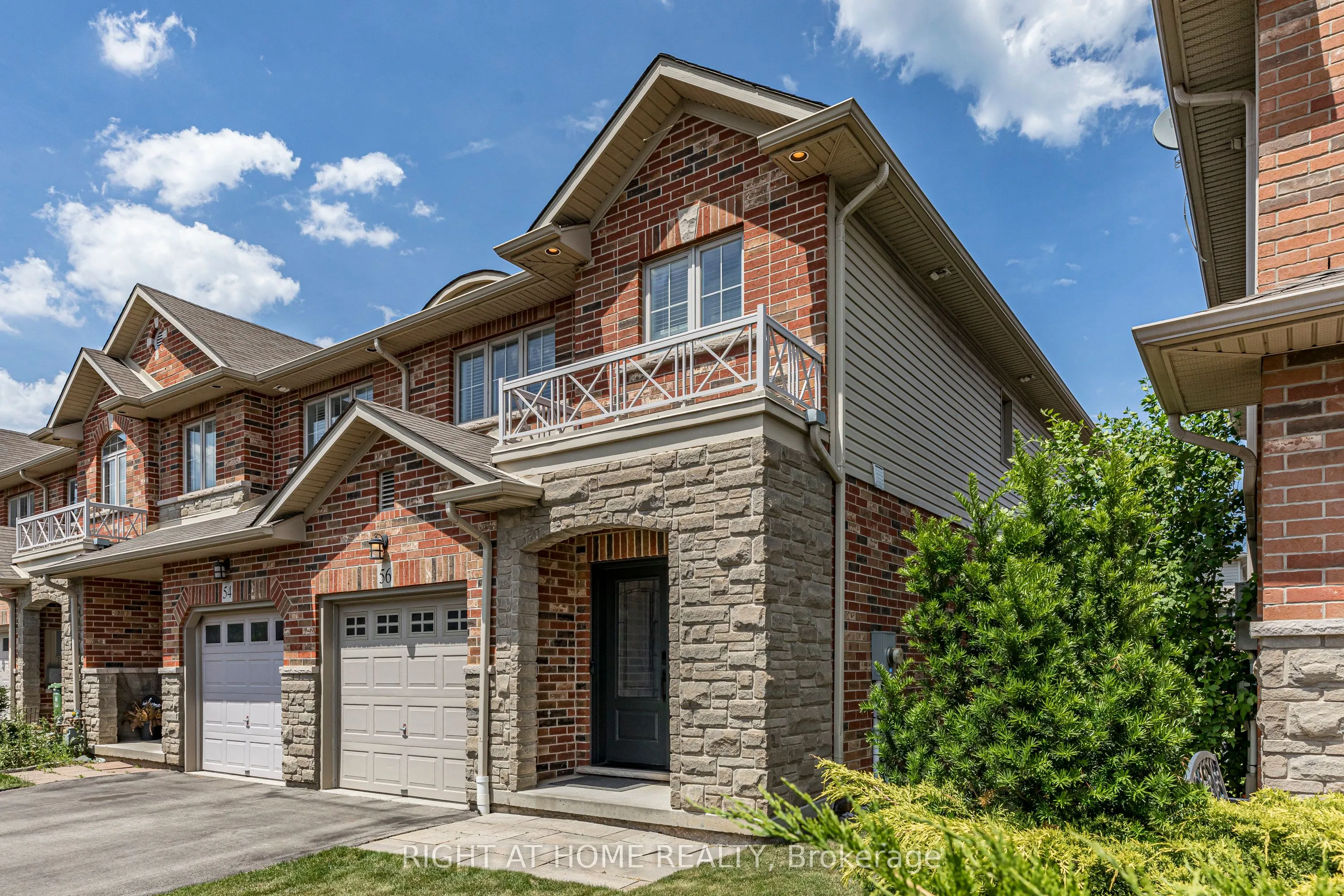 56 Marina Point Crescent