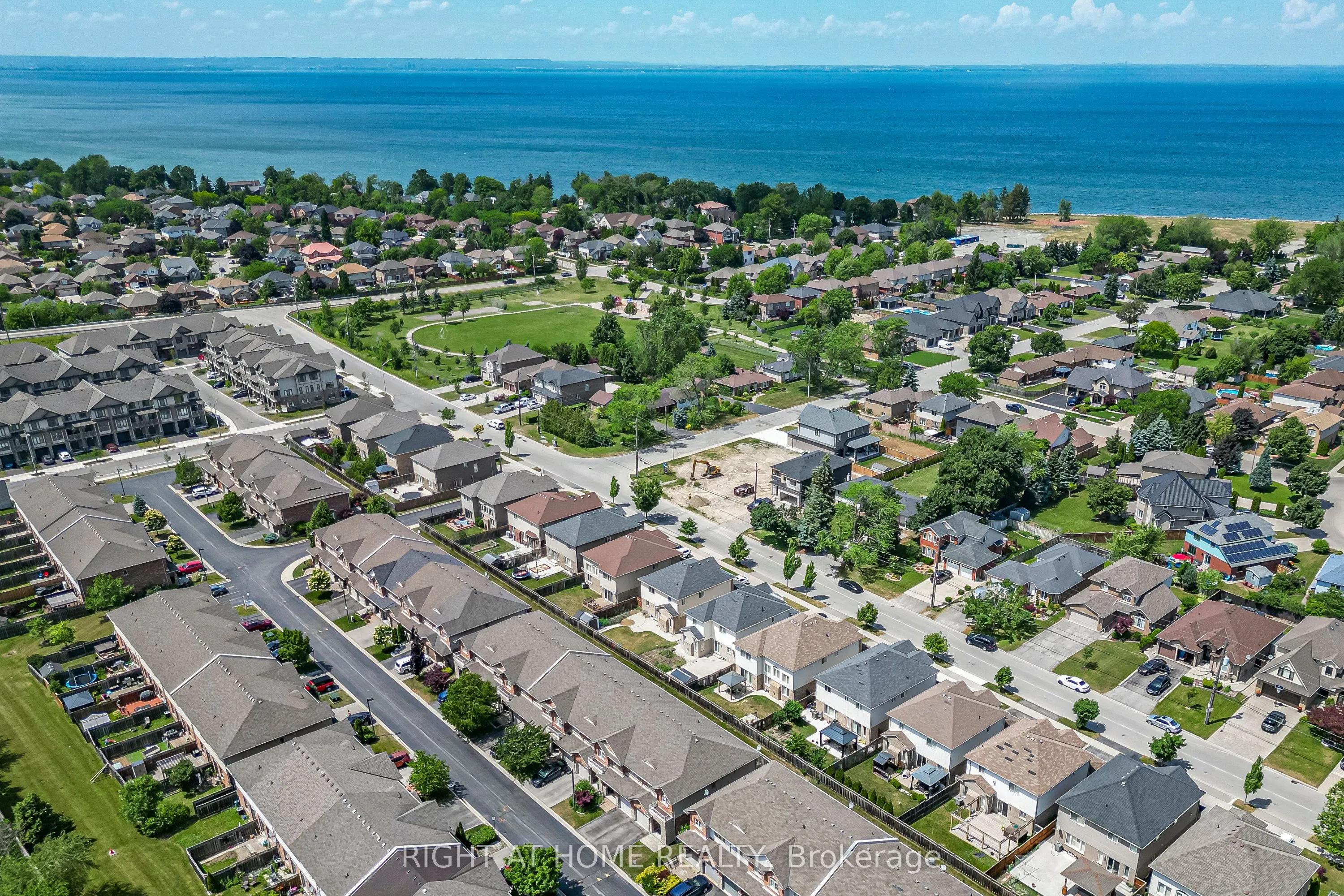 56 Marina Point Crescent