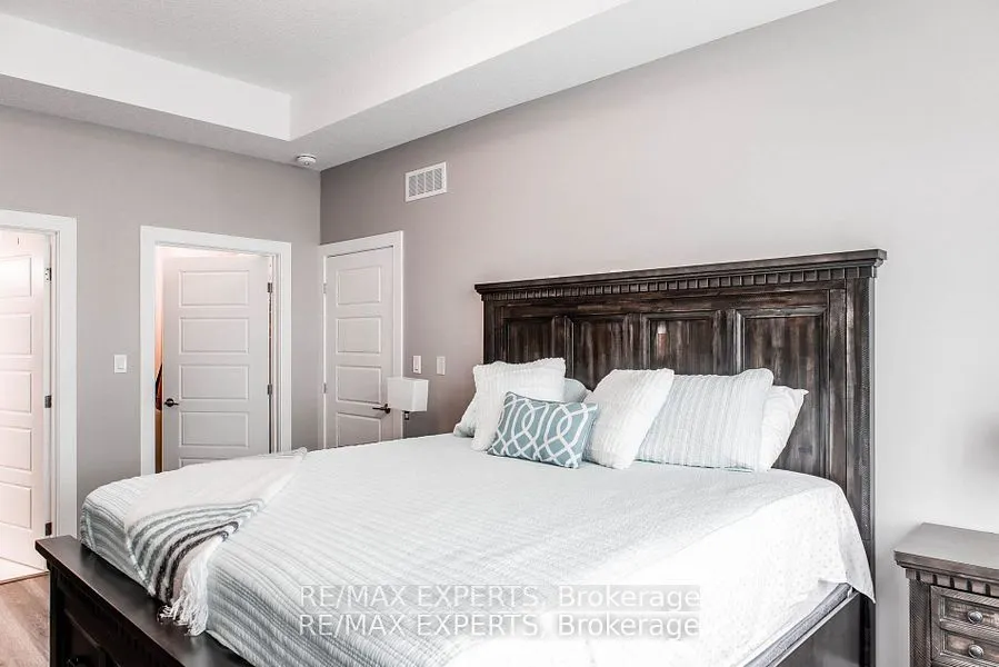 10 MCPHERSON Court #21