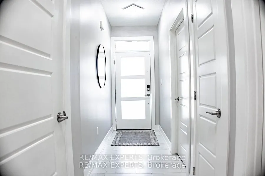 10 MCPHERSON Court #21