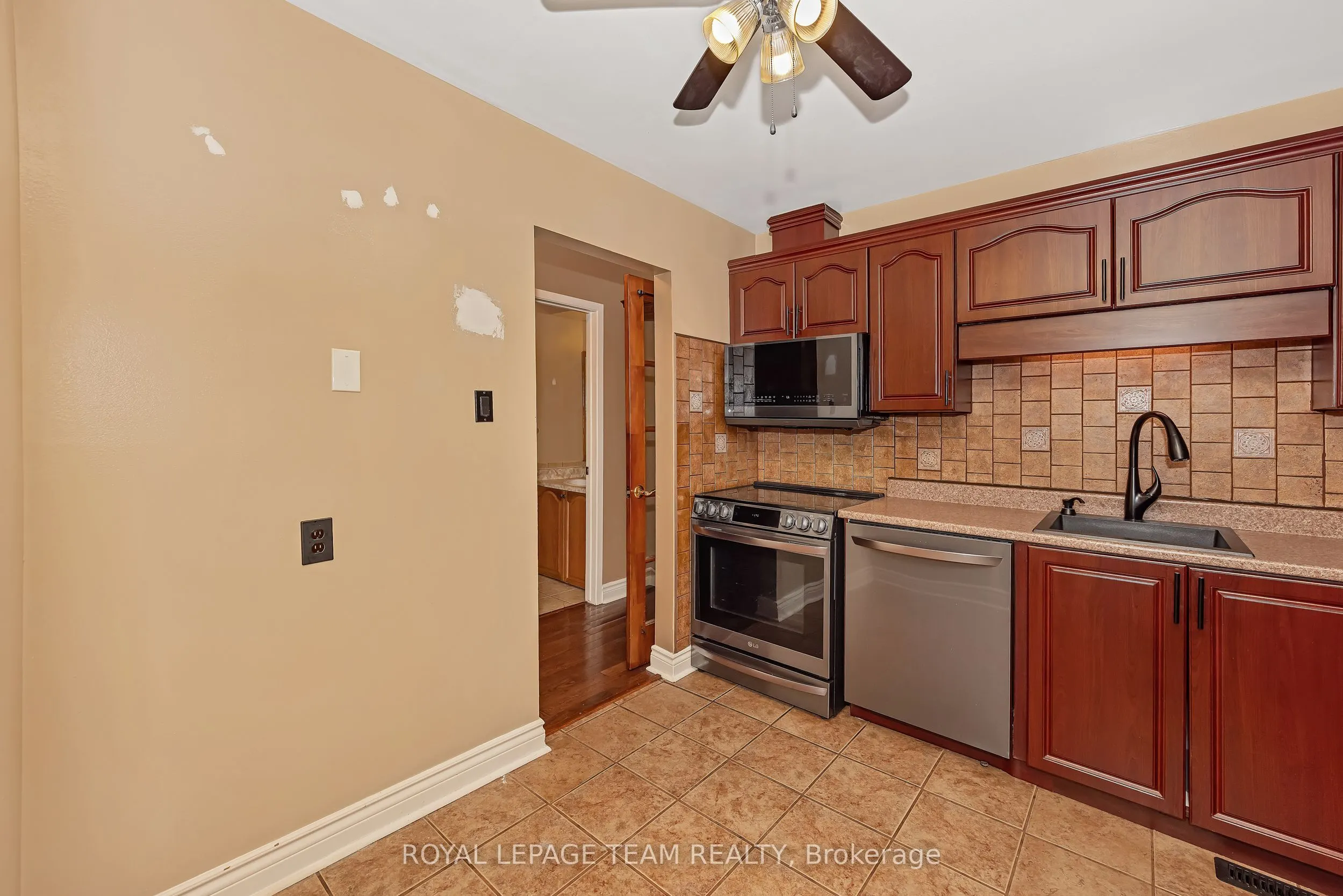 12 Bentbrook Crescent, #77
