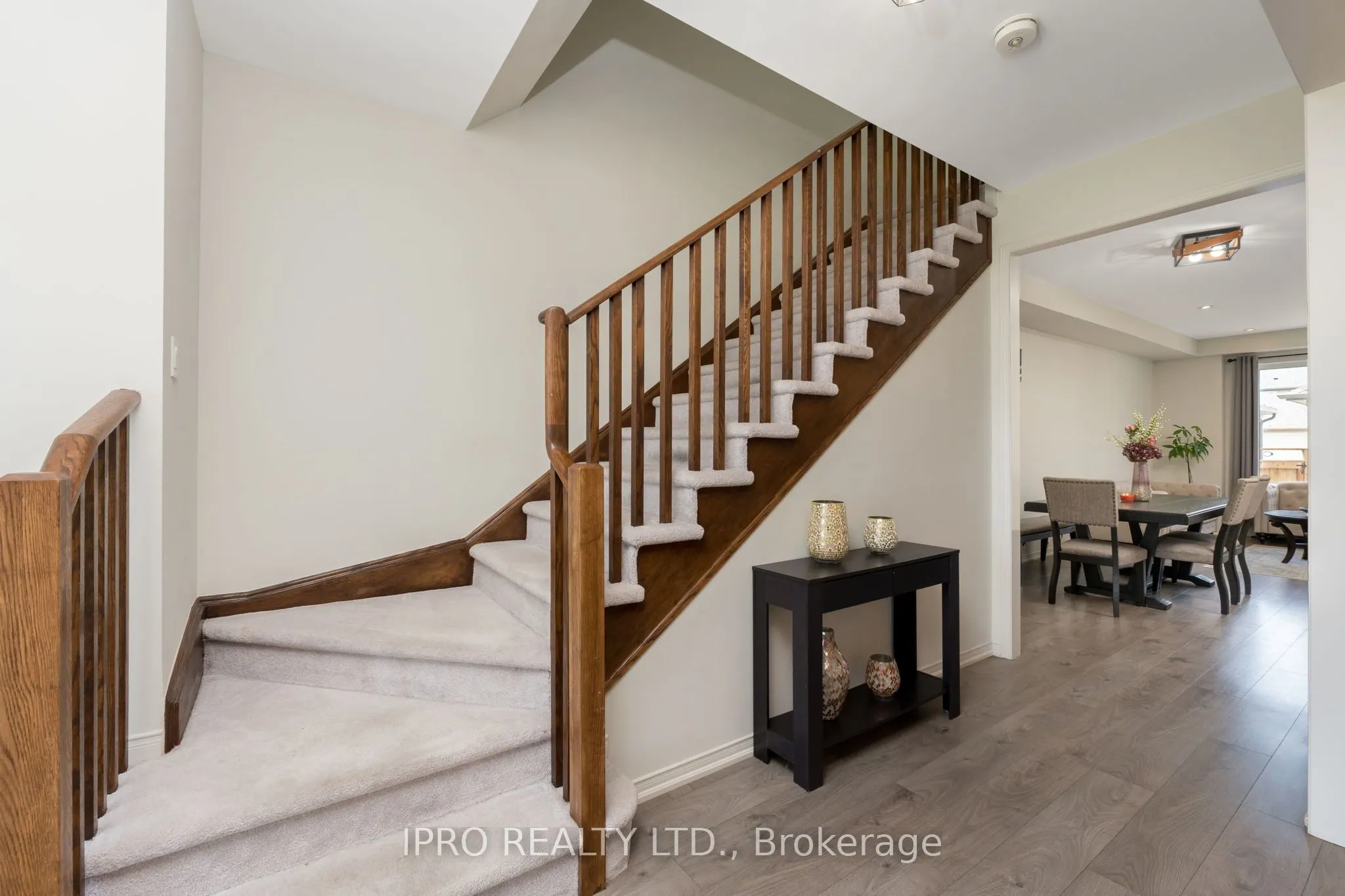 25 Elliot Street E #2