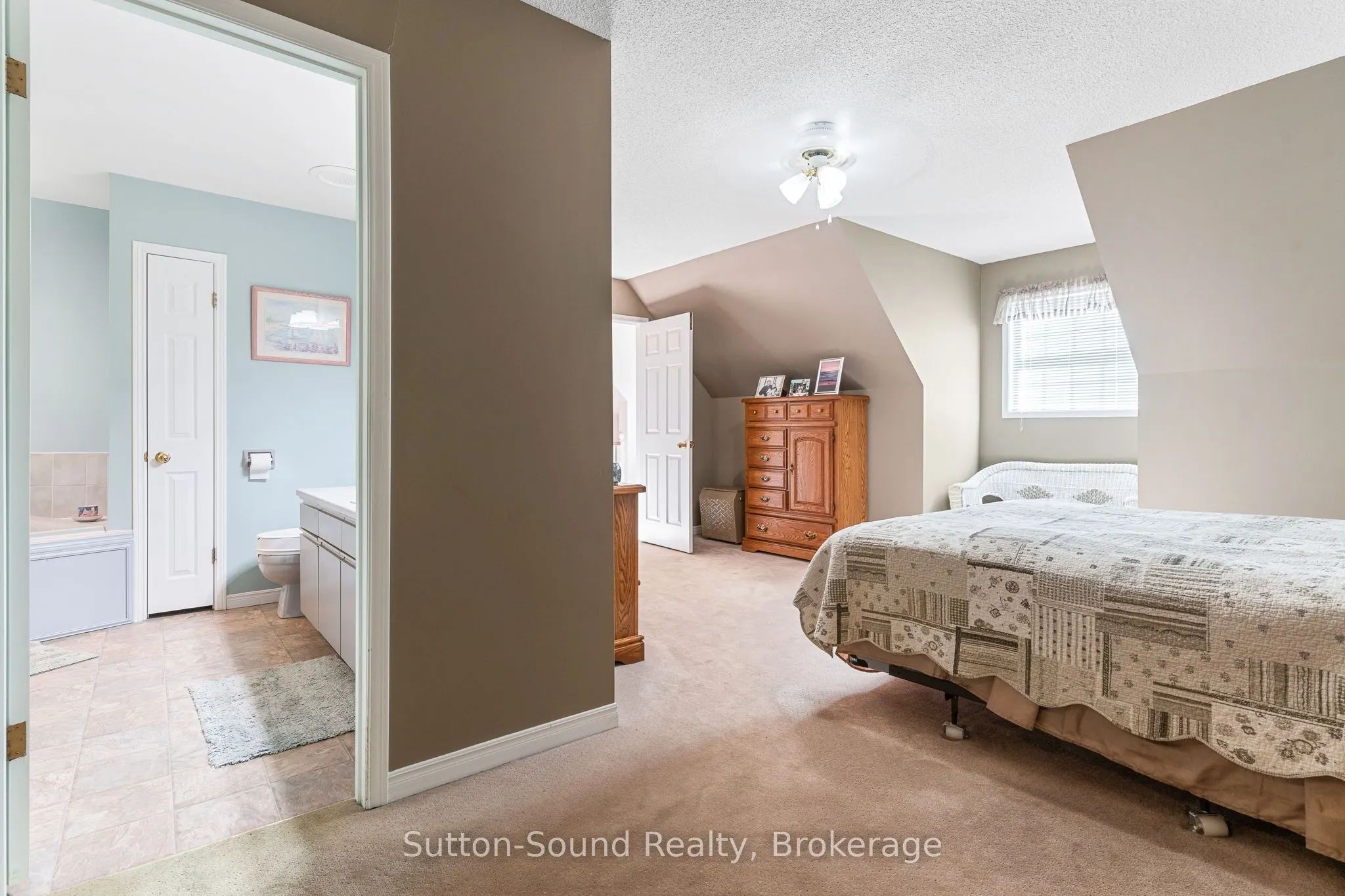 168 Balmy Beach Road