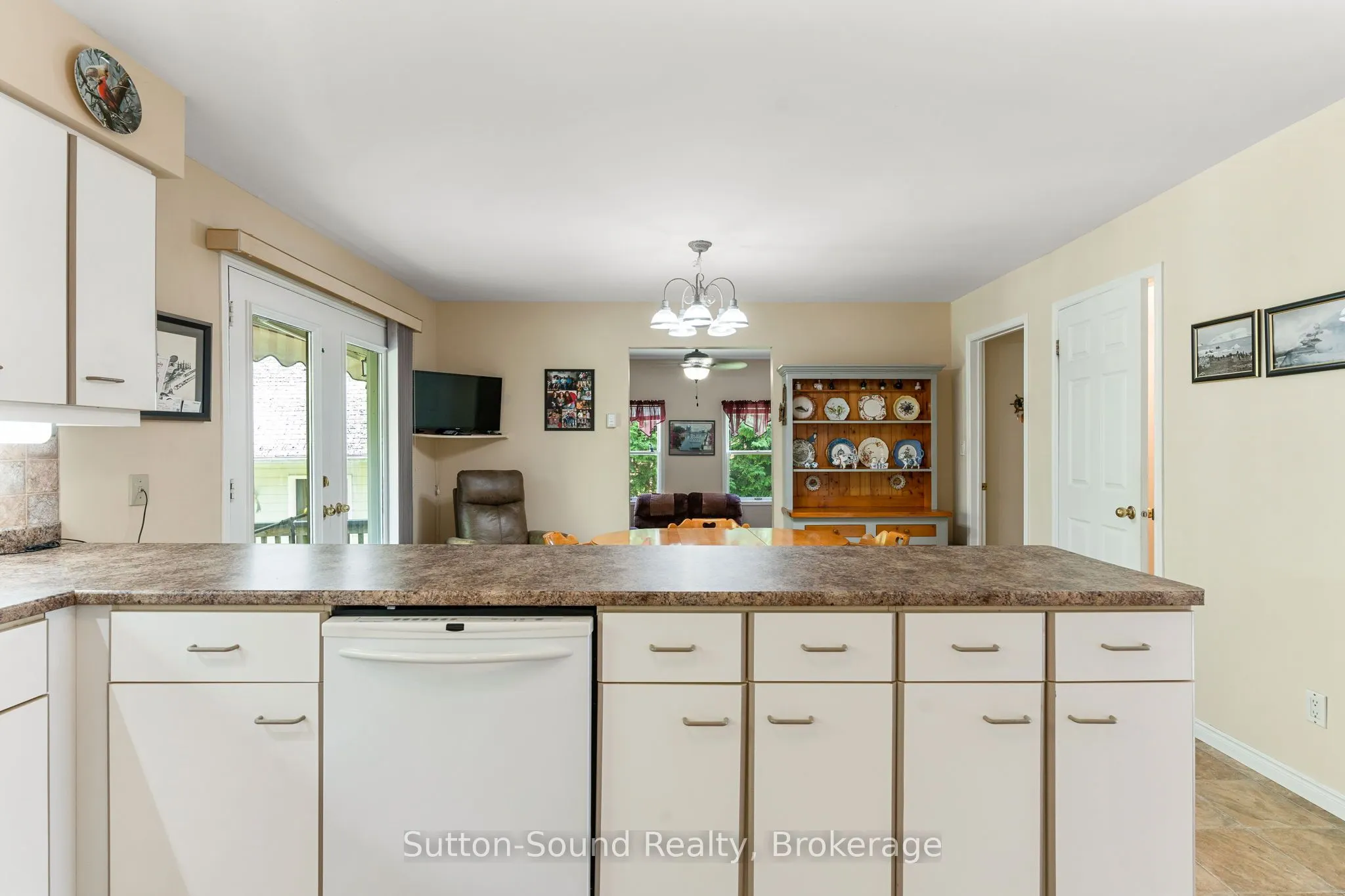 168 Balmy Beach Road