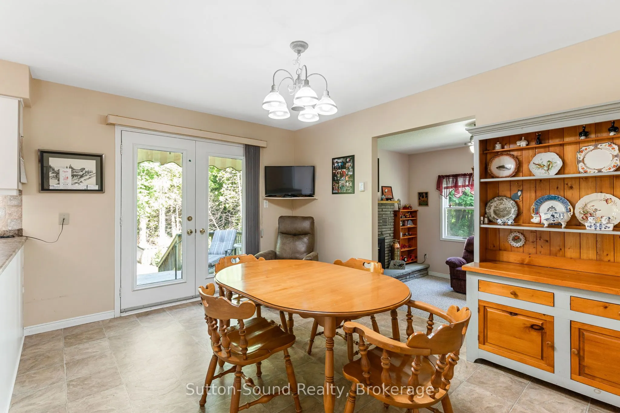 168 Balmy Beach Road