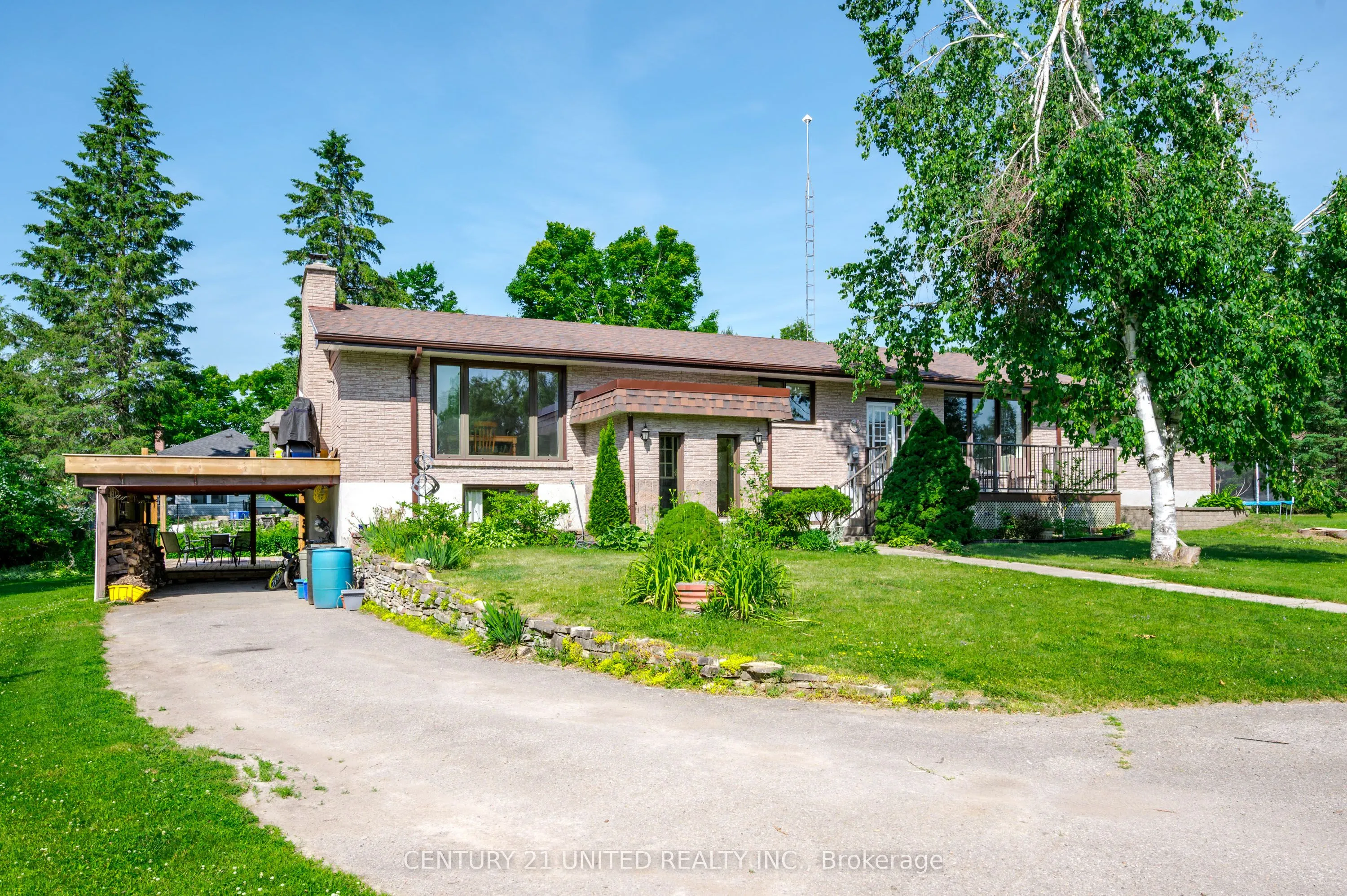 1496 Bradfield Road