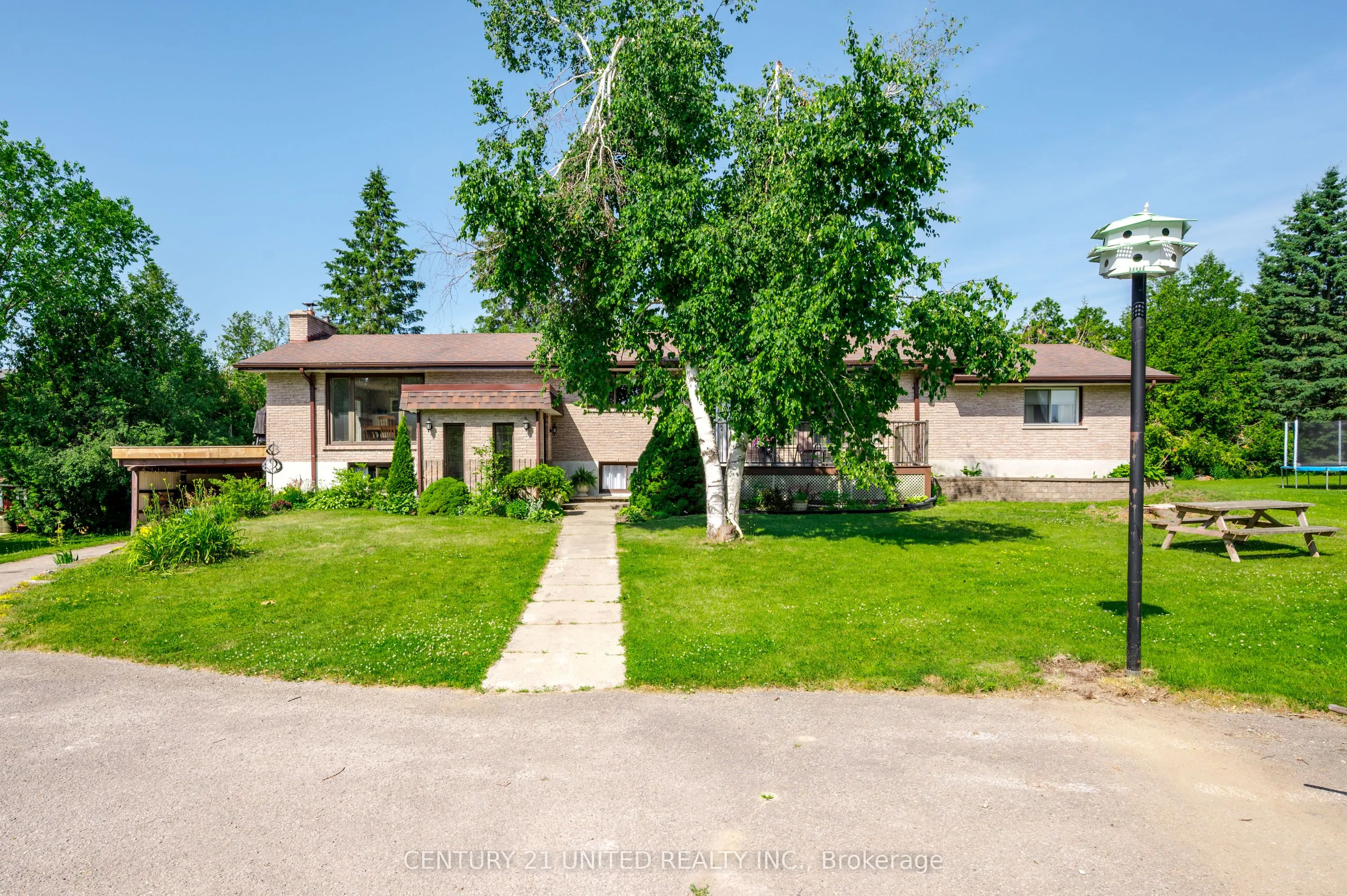 1496 Bradfield Road