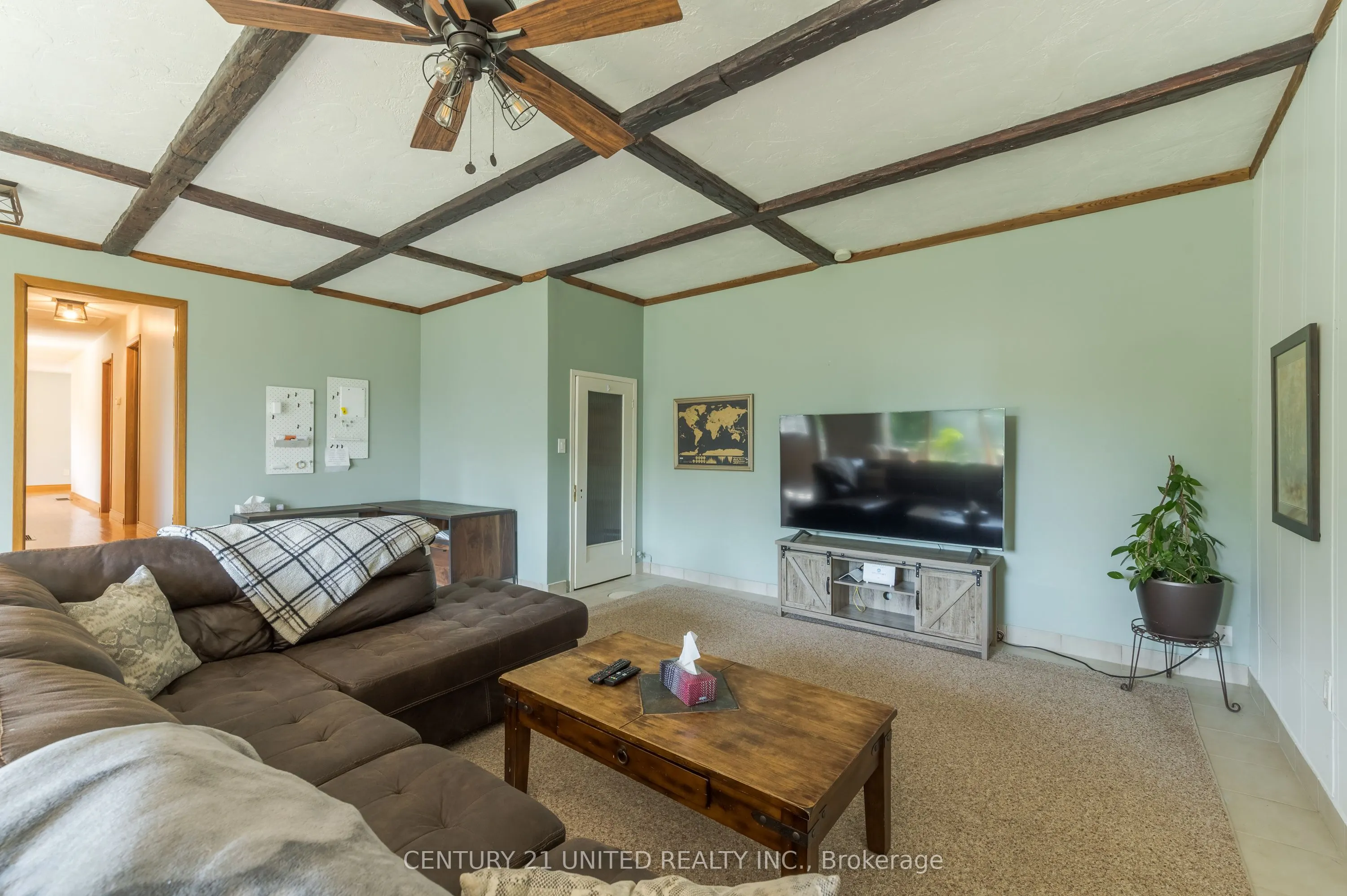 1496 Bradfield Road