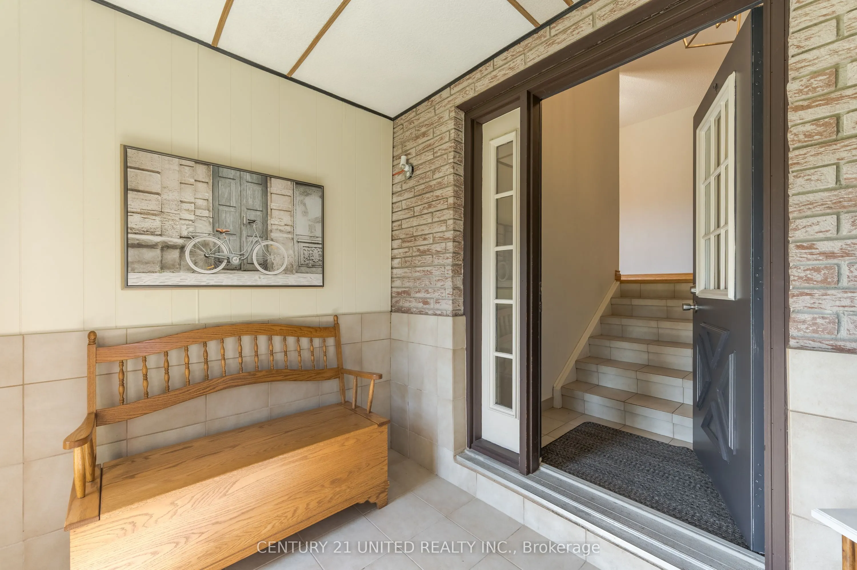 1496 Bradfield Road