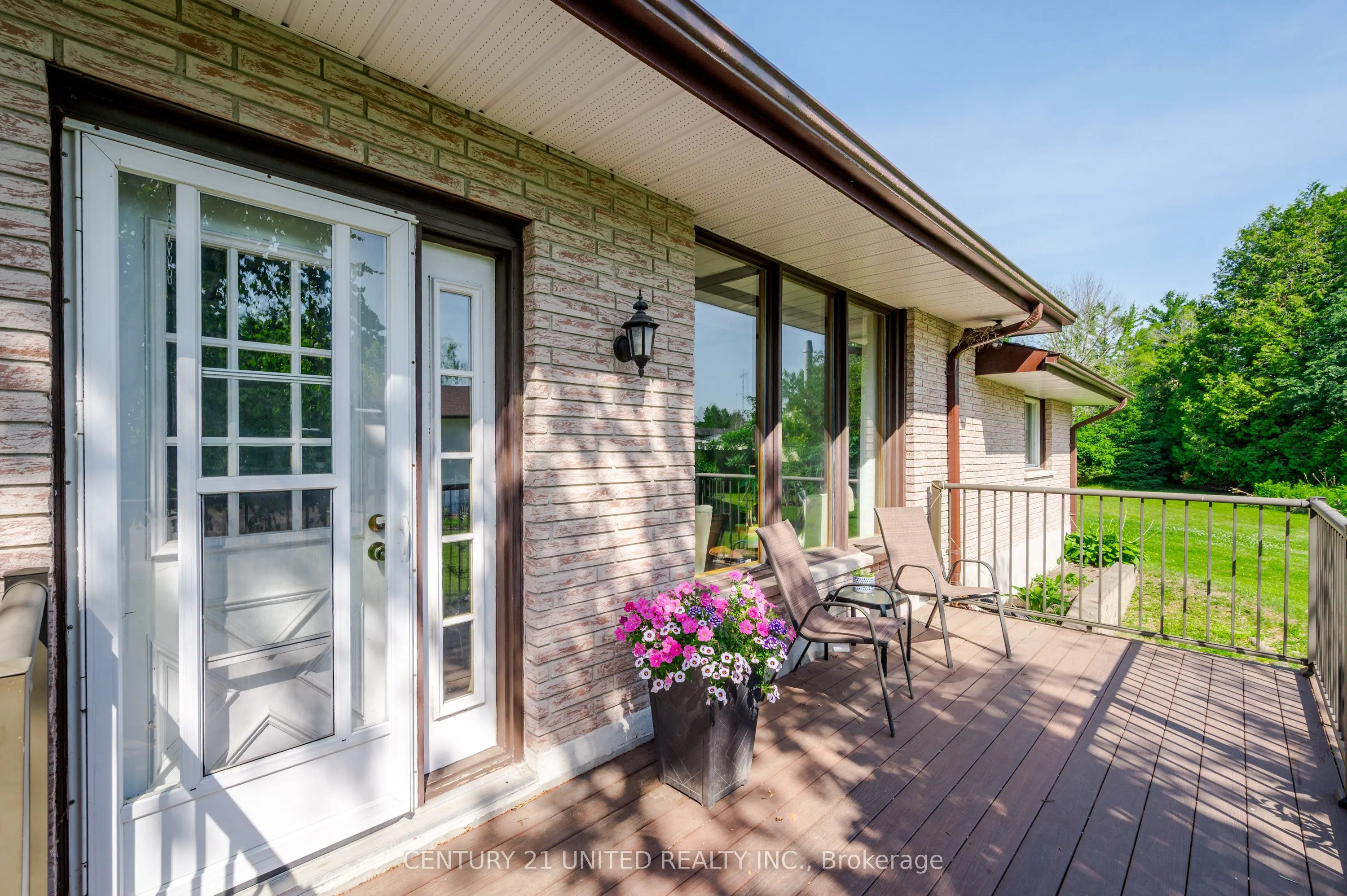 1496 Bradfield Road