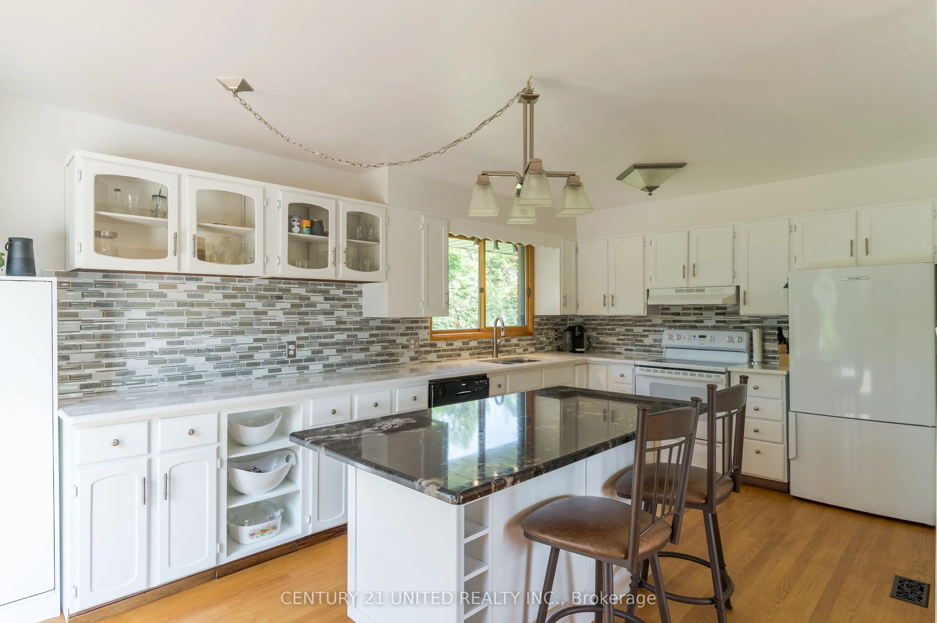 1496 Bradfield Road