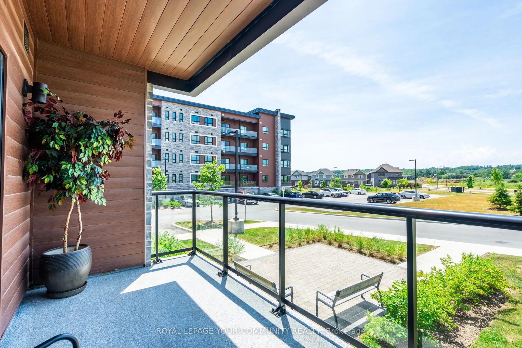 120 Summersides Boulevard, #103