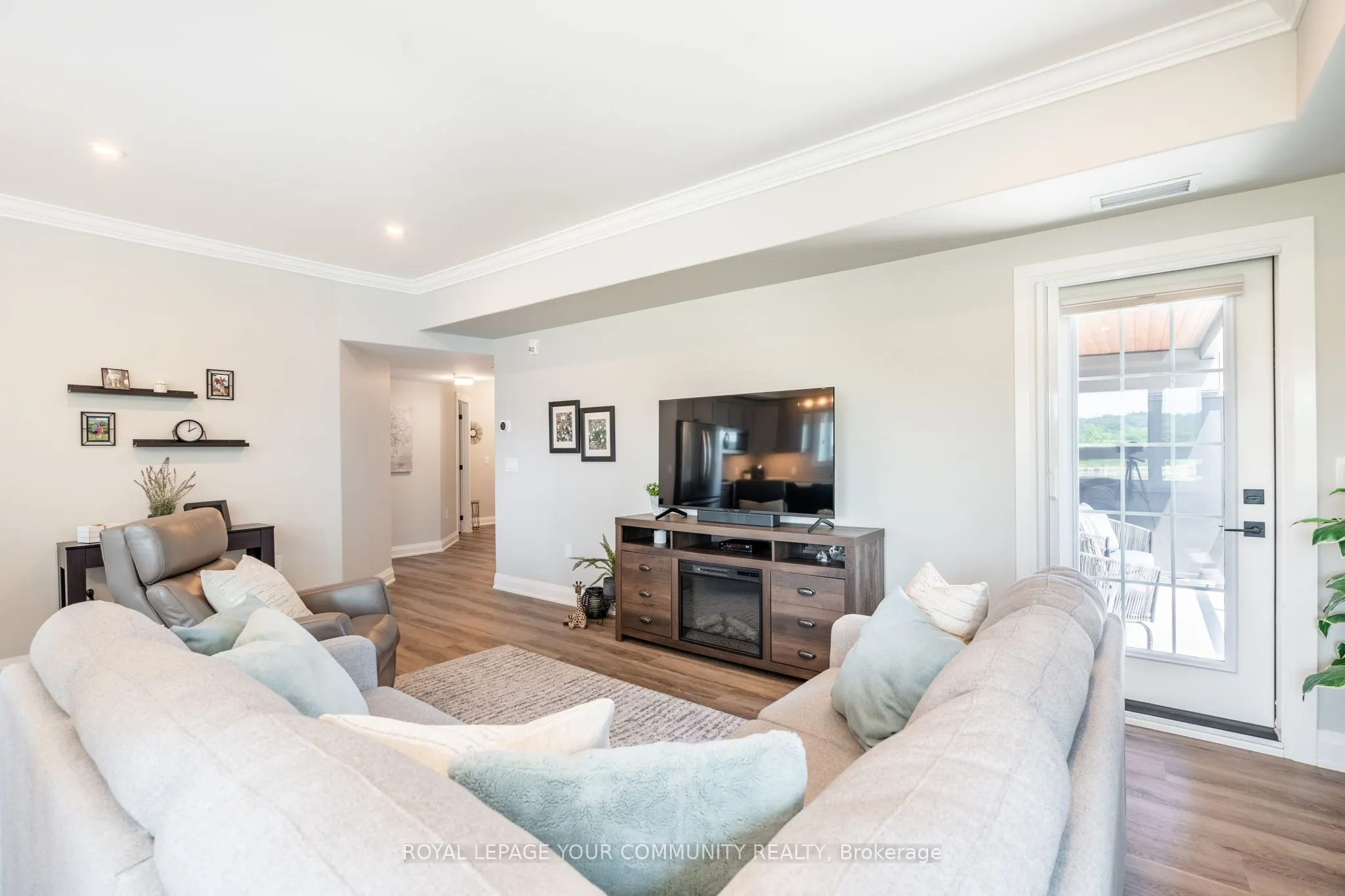 120 Summersides Boulevard, #103