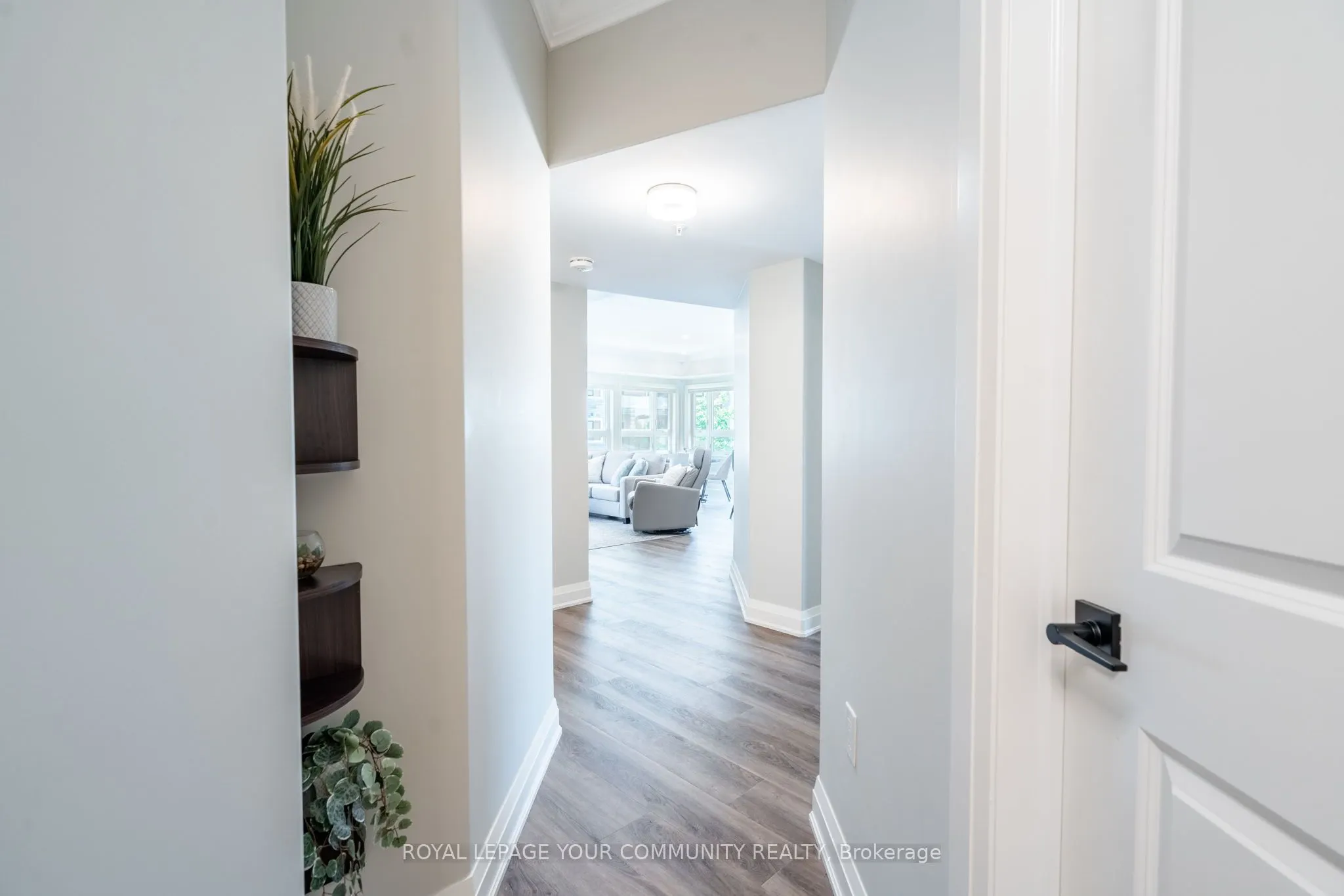 120 Summersides Boulevard, #103