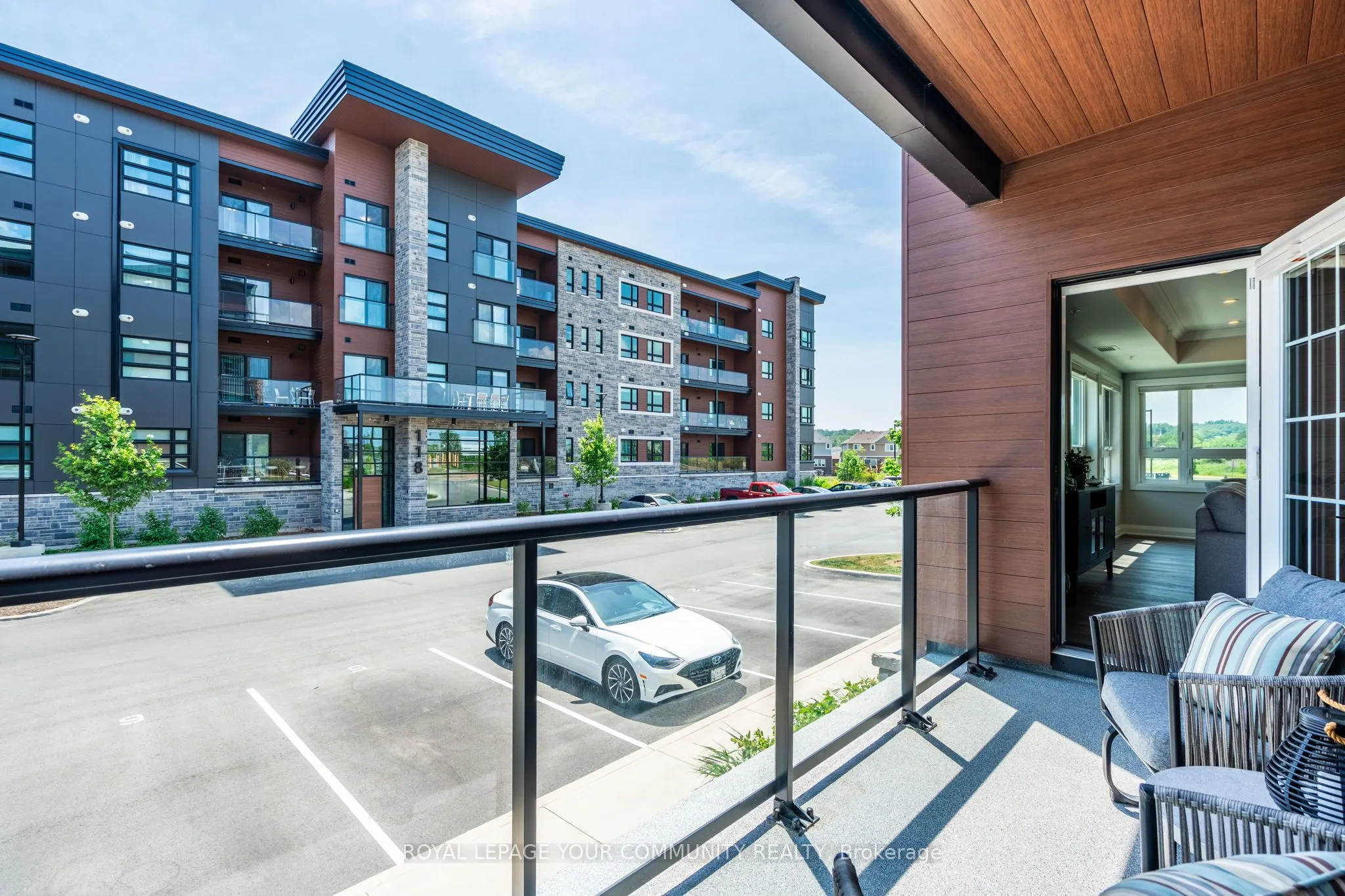 120 Summersides Boulevard, #103