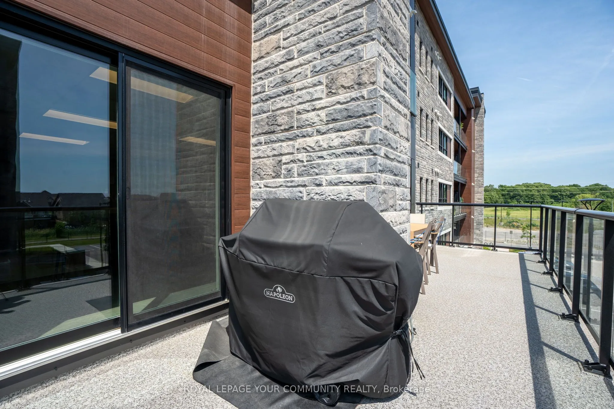 120 Summersides Boulevard, #103