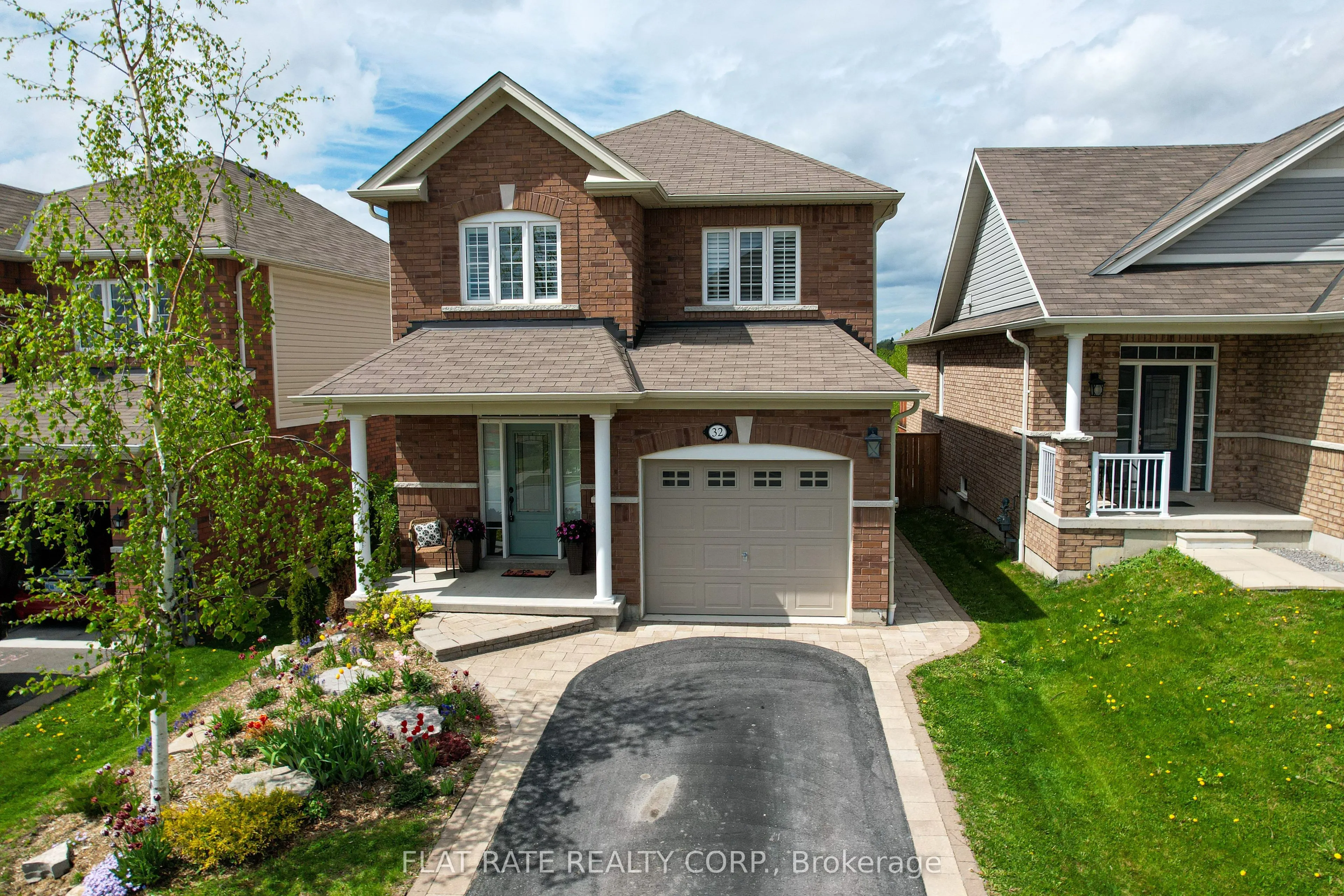 32 Paul Rexe Boulevard