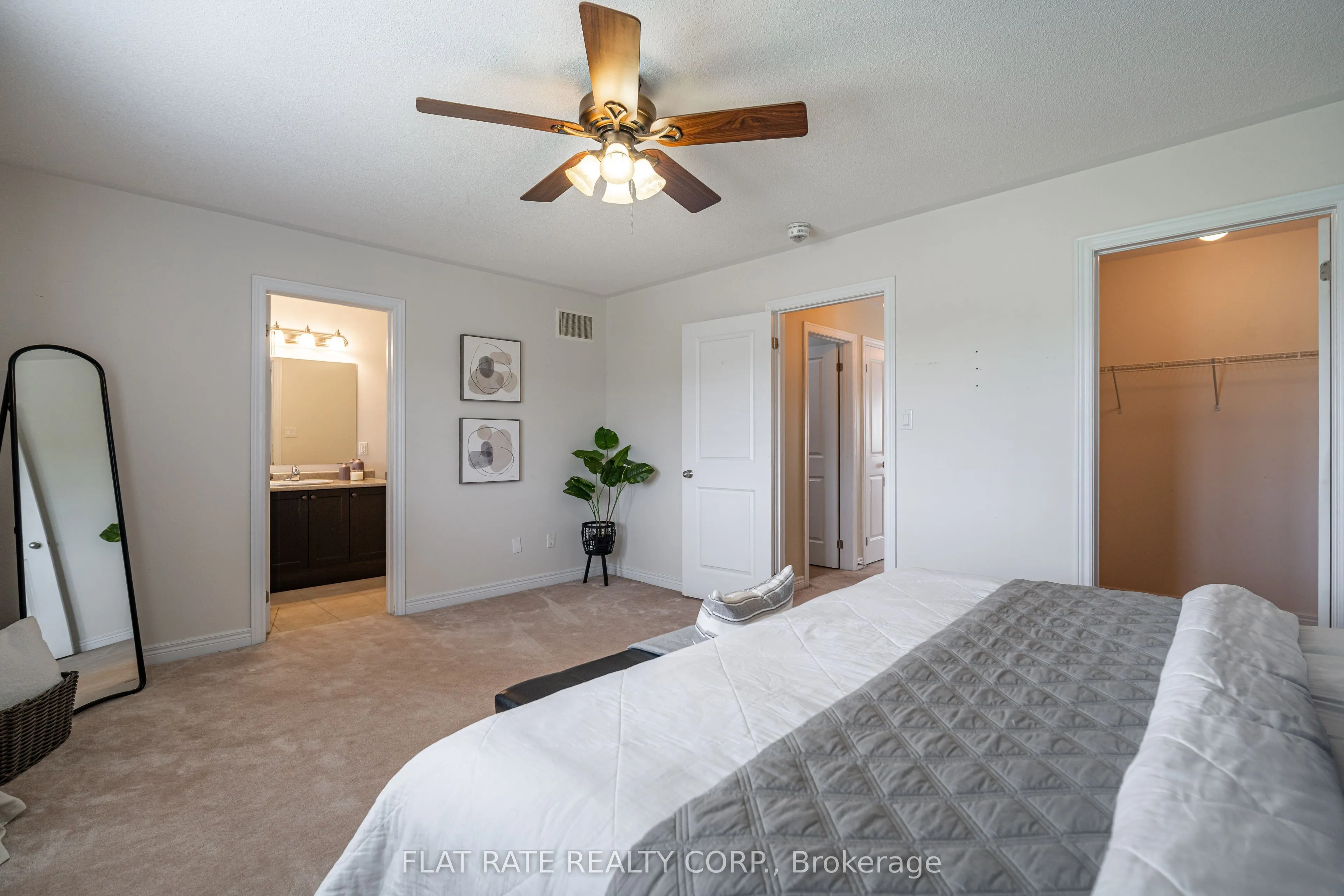 32 Paul Rexe Boulevard