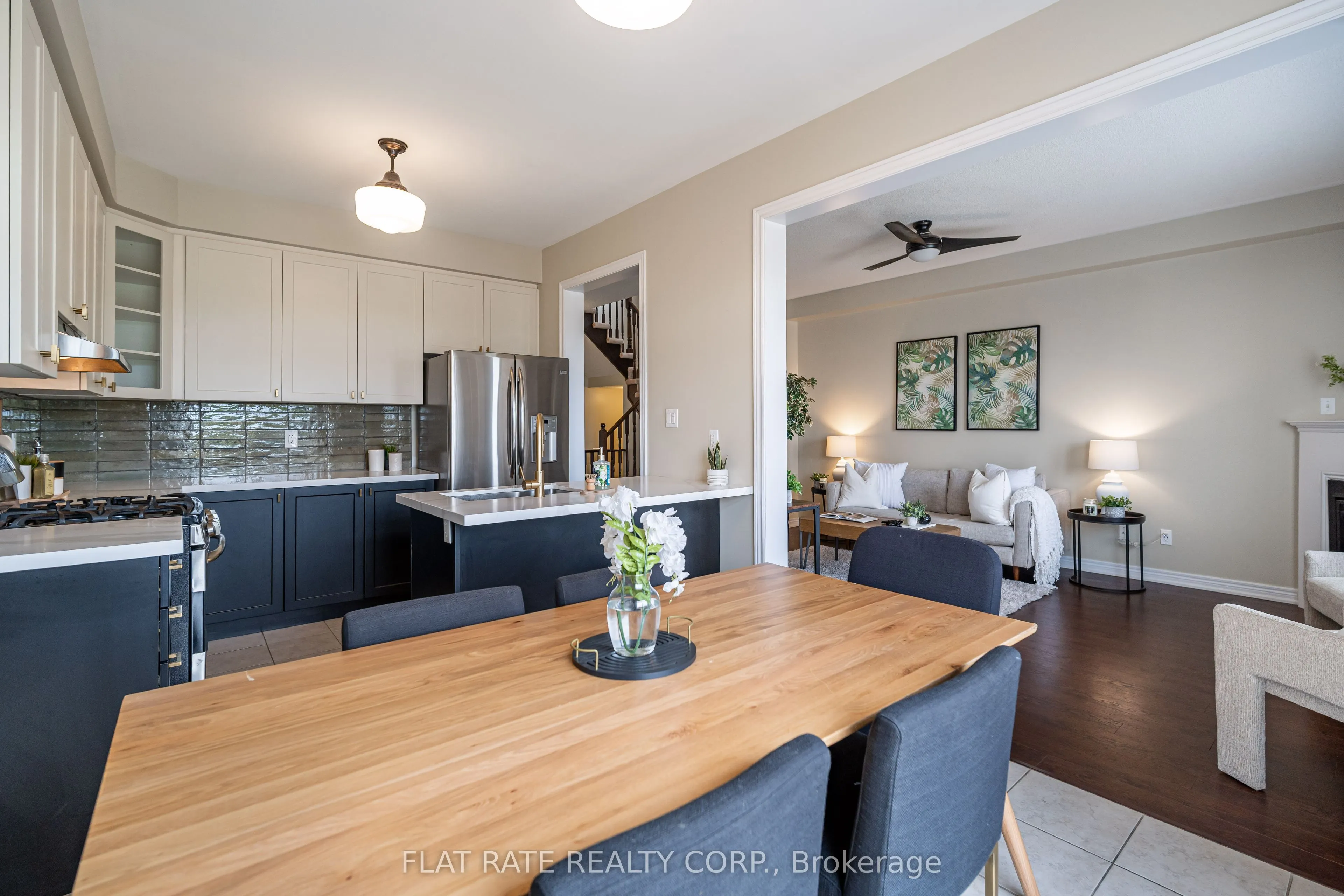 32 Paul Rexe Boulevard