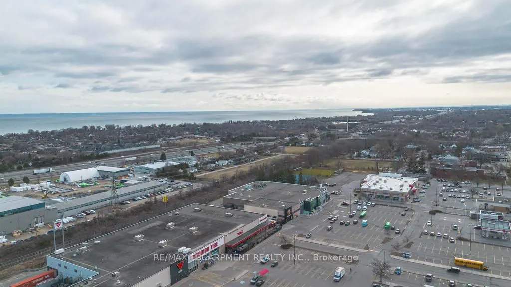 70 Livingston Avenue, #2