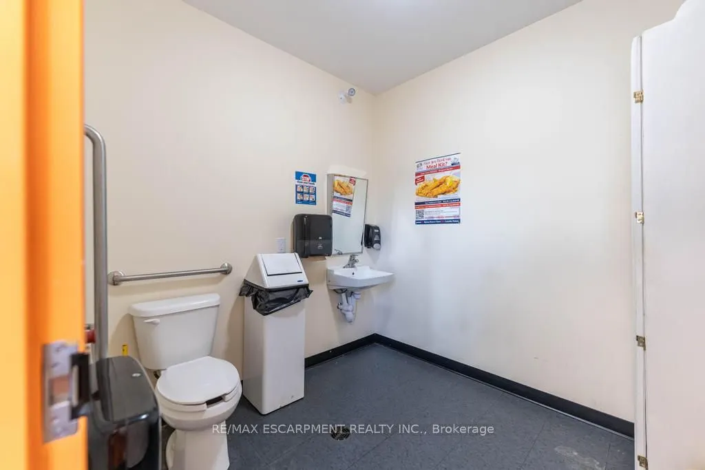 70 Livingston Avenue, #2