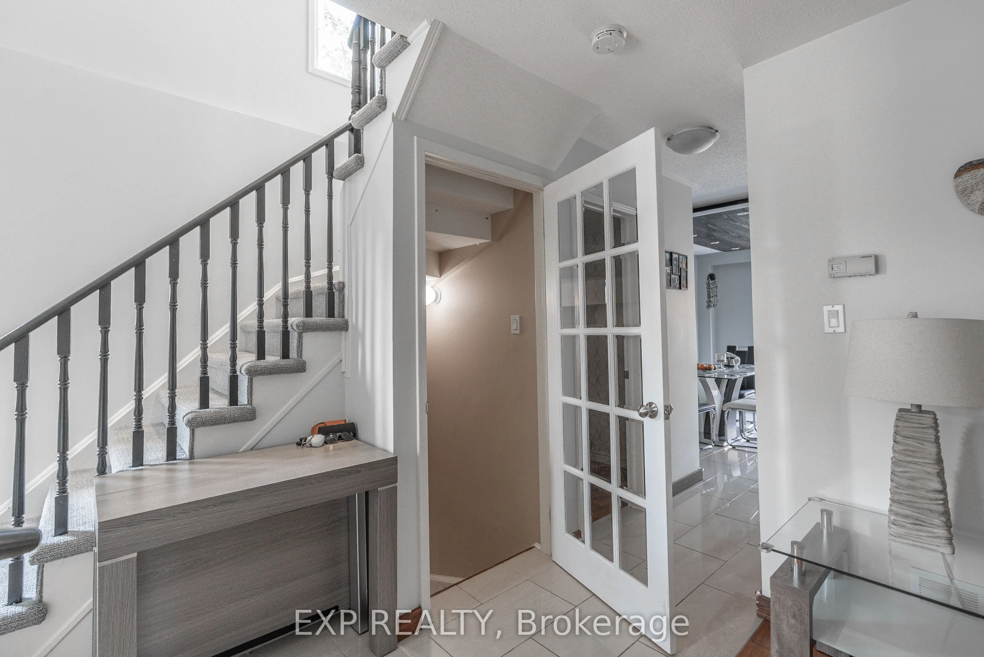 70 Jefferson Court W
