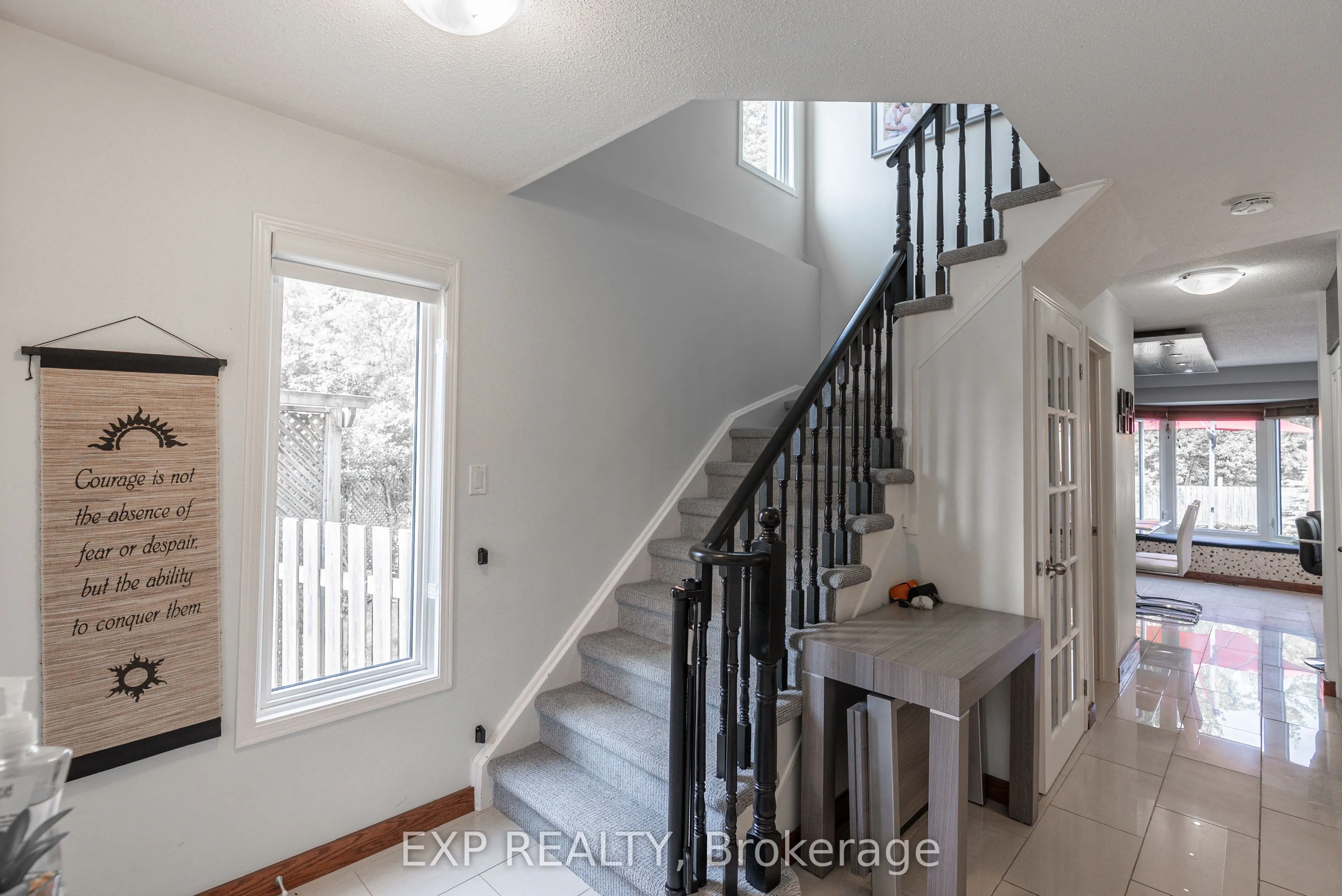70 Jefferson Court W